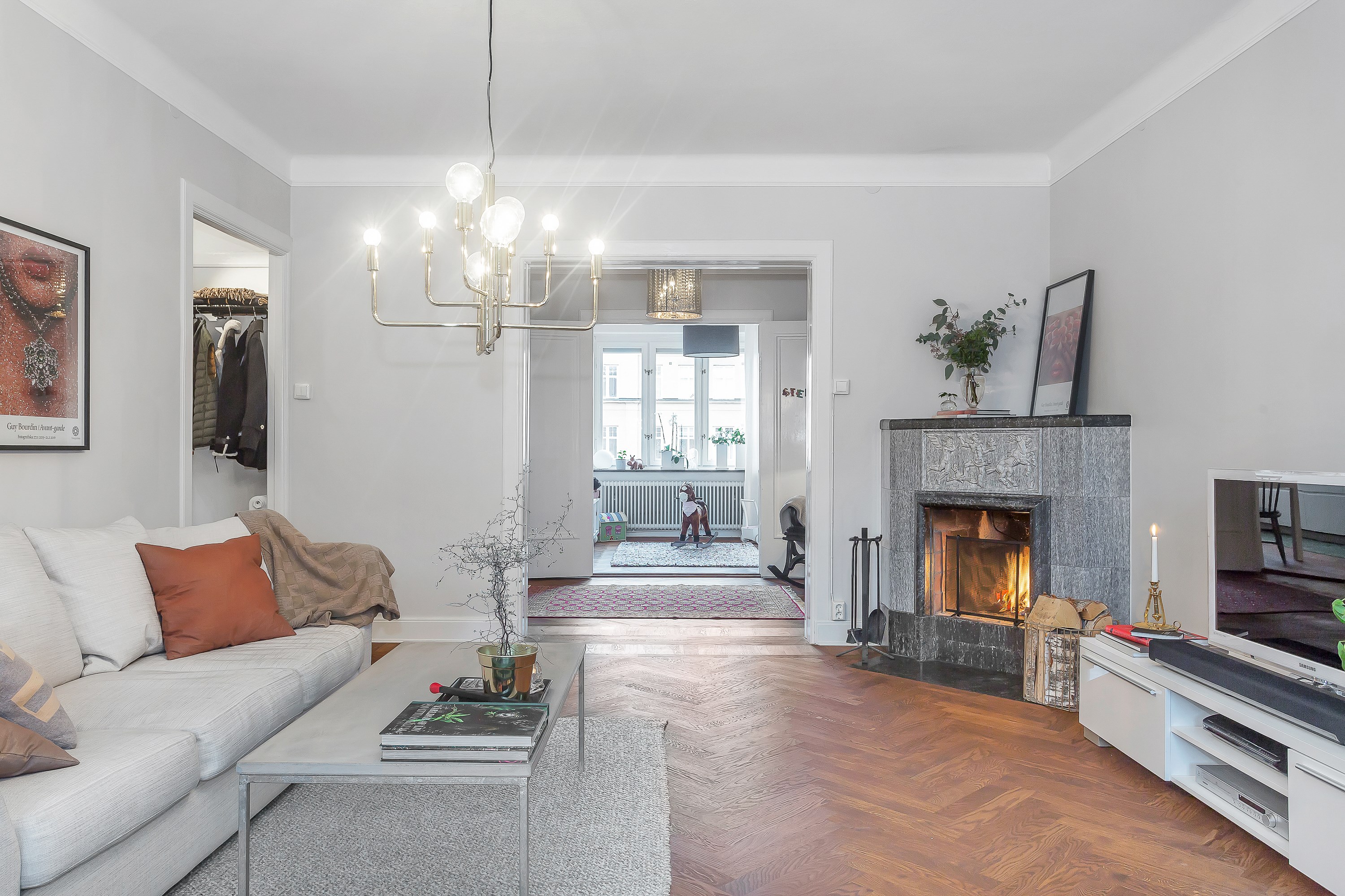 Bostadsbild från Åsgränd 4 A, Såld i Öfre Slotts, Uppsala