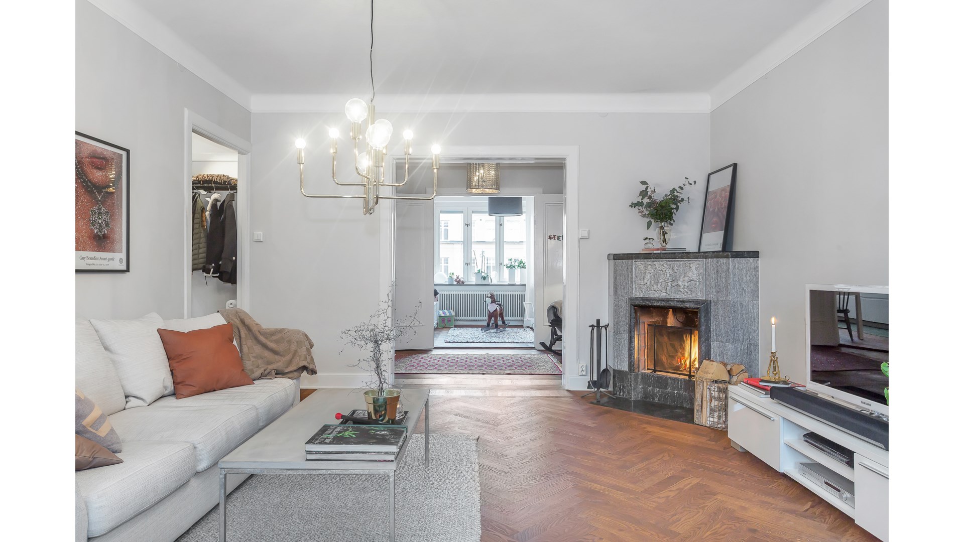 Bostadsbild från Åsgränd 4 A, Såld i Öfre Slotts, Uppsala