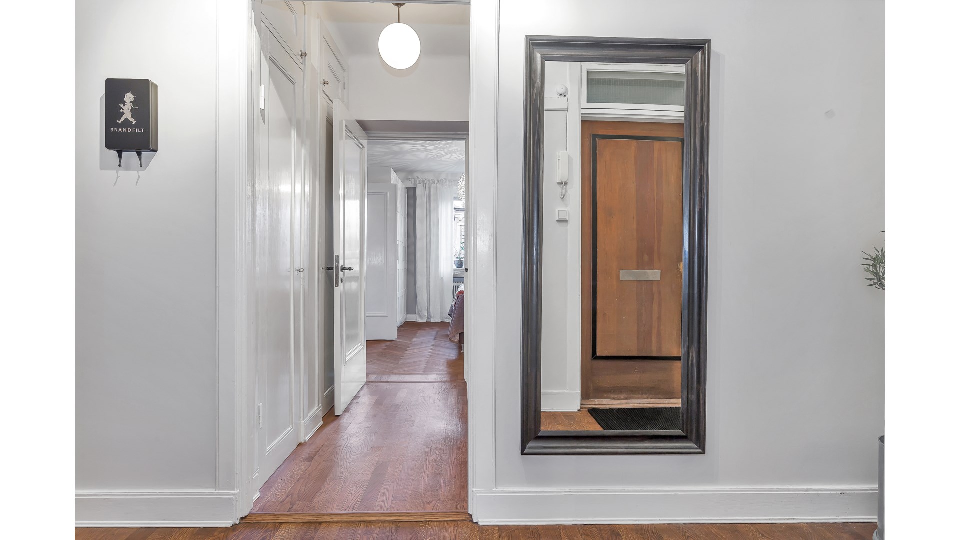 Bostadsbild från Åsgränd 4 A, Såld i Öfre Slotts, Uppsala