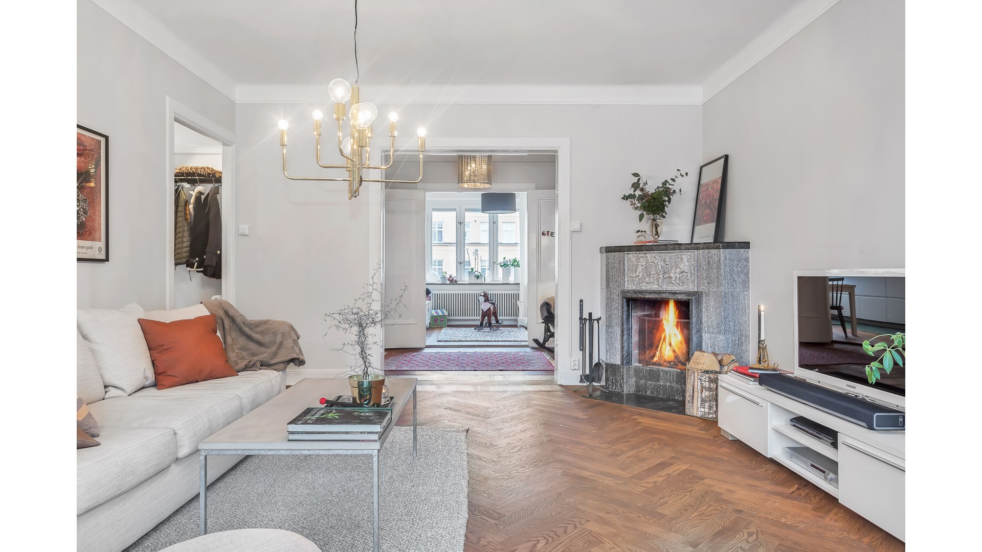 Bostadsbild från Åsgränd 4 A, Såld i Öfre Slotts, Uppsala