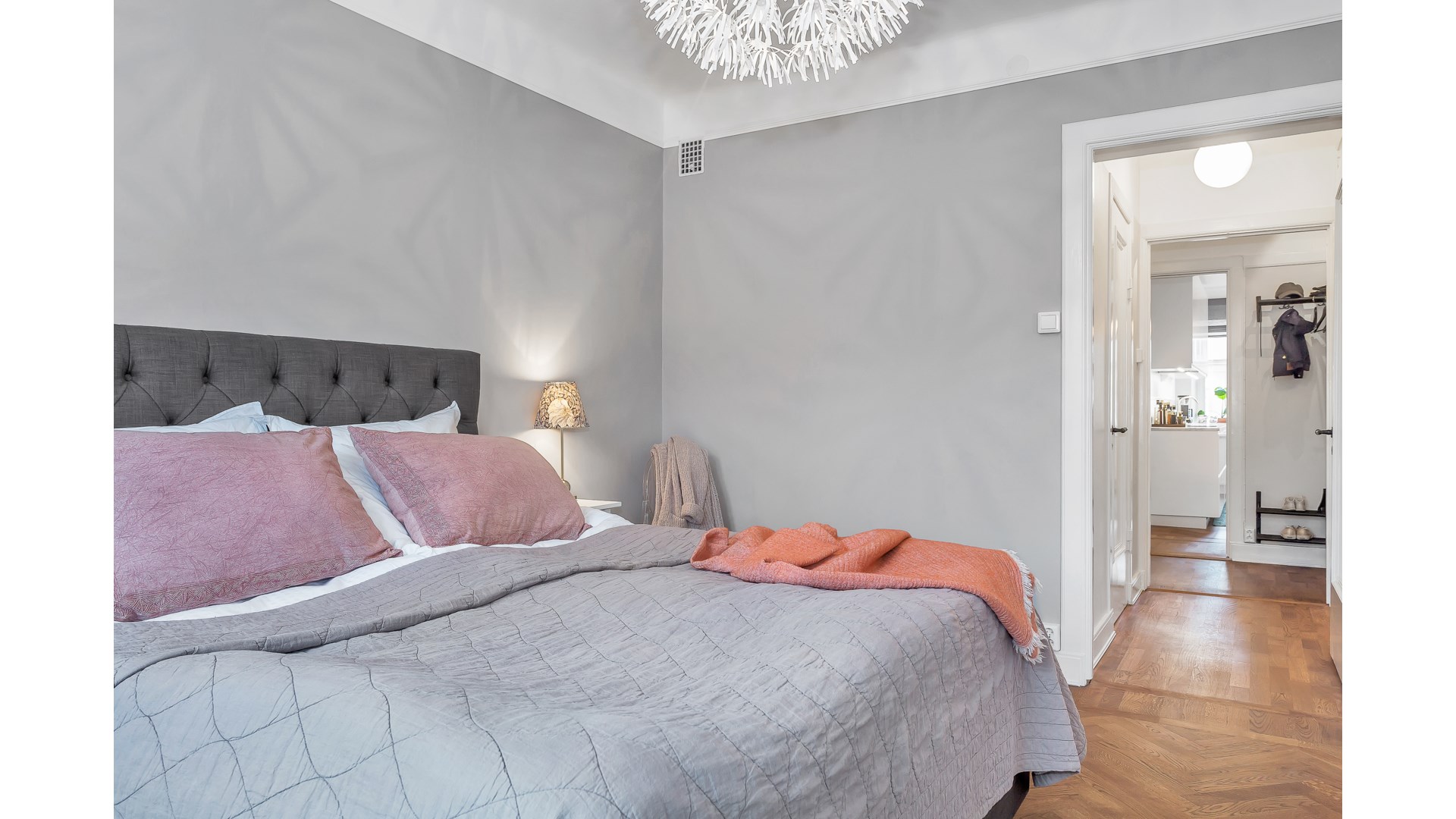 Bostadsbild från Åsgränd 4 A, Såld i Öfre Slotts, Uppsala