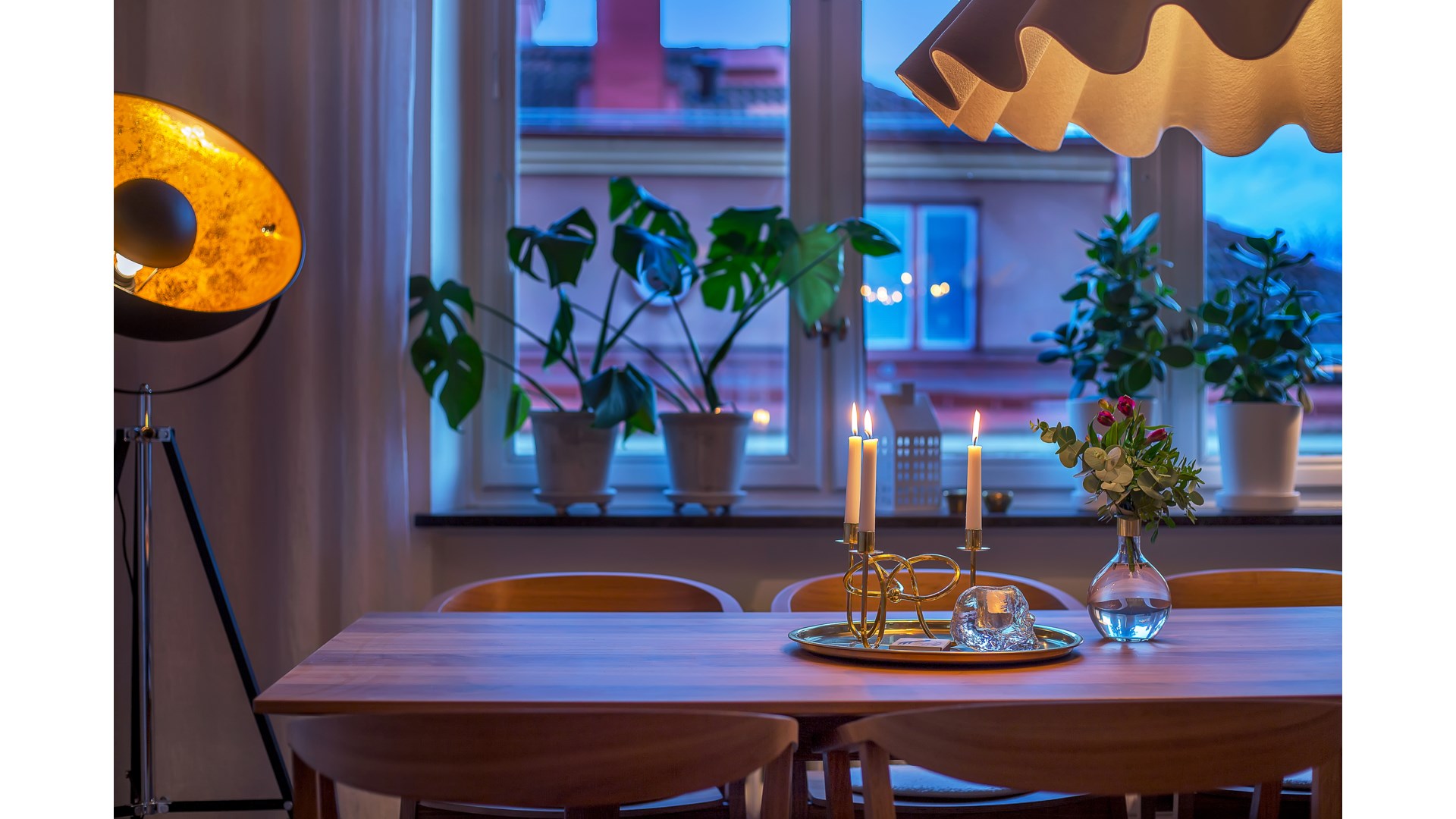 Bostadsbild från Åsgränd 4 A, Såld i Öfre Slotts, Uppsala