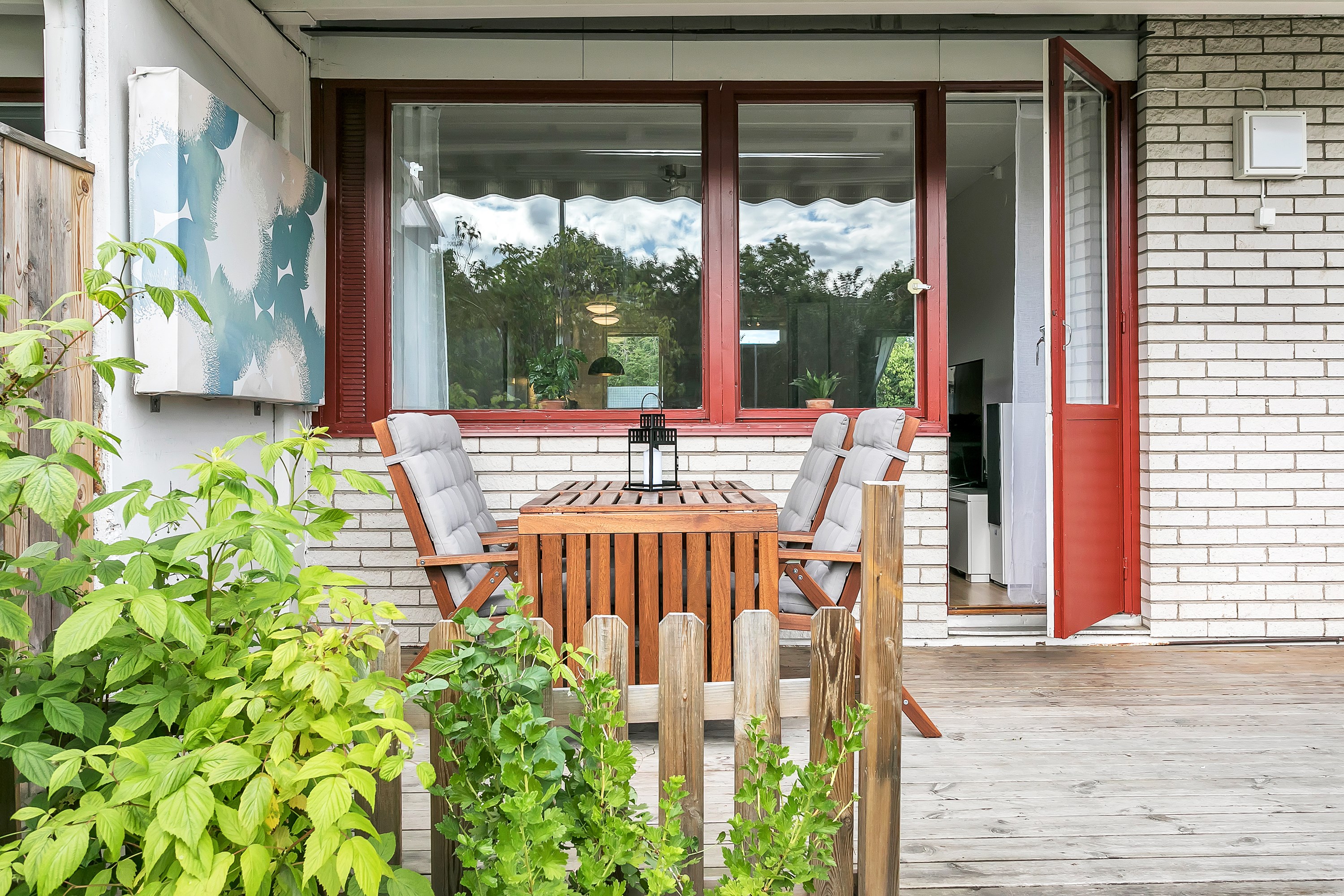 Bostadsbild från Karin Boyegatan 8 B, Såld i Löten, Uppsala