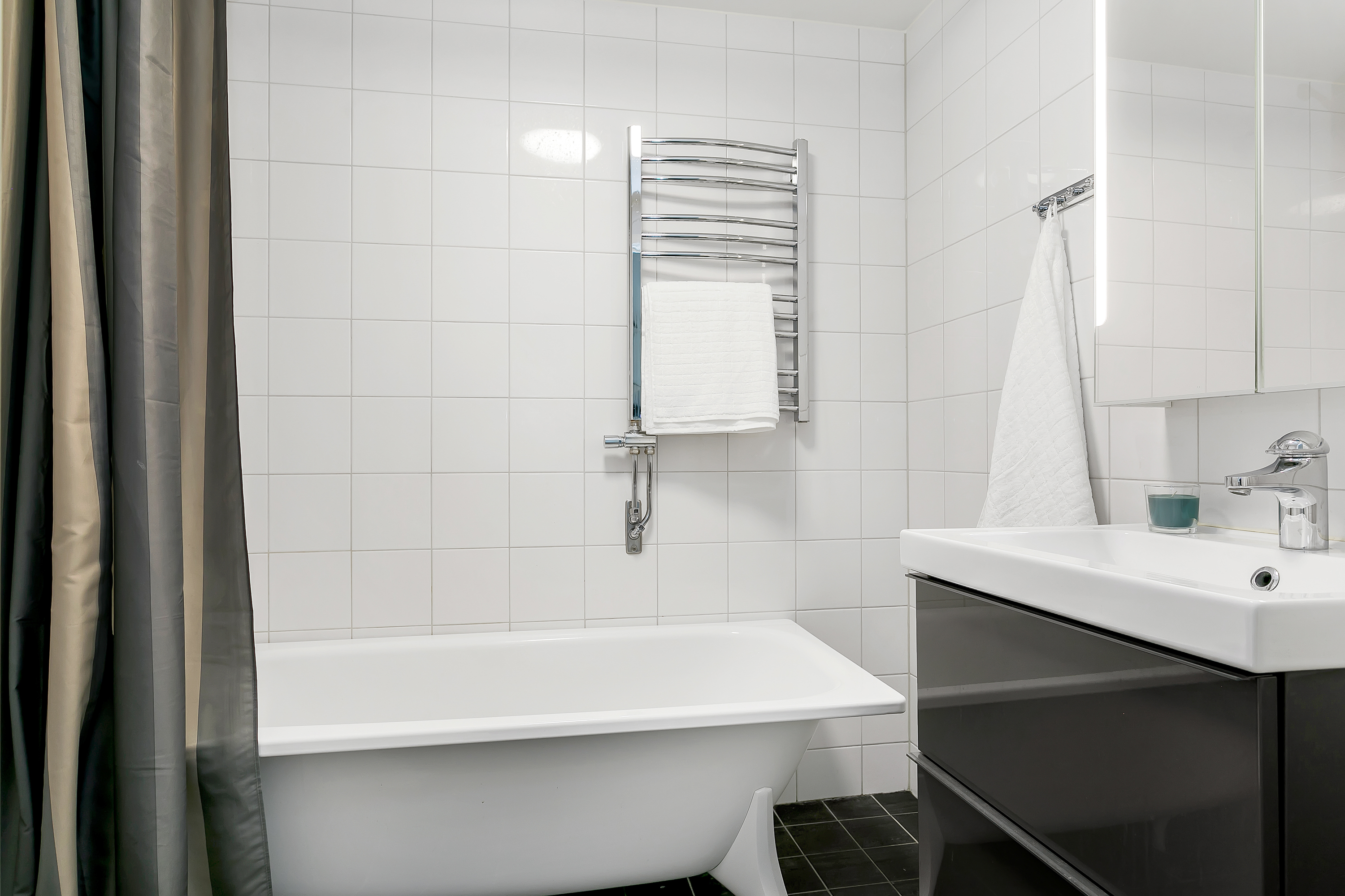 Bostadsbild från Karin Boyegatan 8 B, Såld i Löten, Uppsala