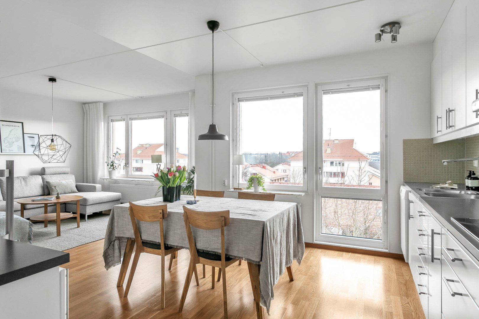 Bostadsbild från Vattholmavägen 4 D, Såld i Kapellgärdet, Uppsala