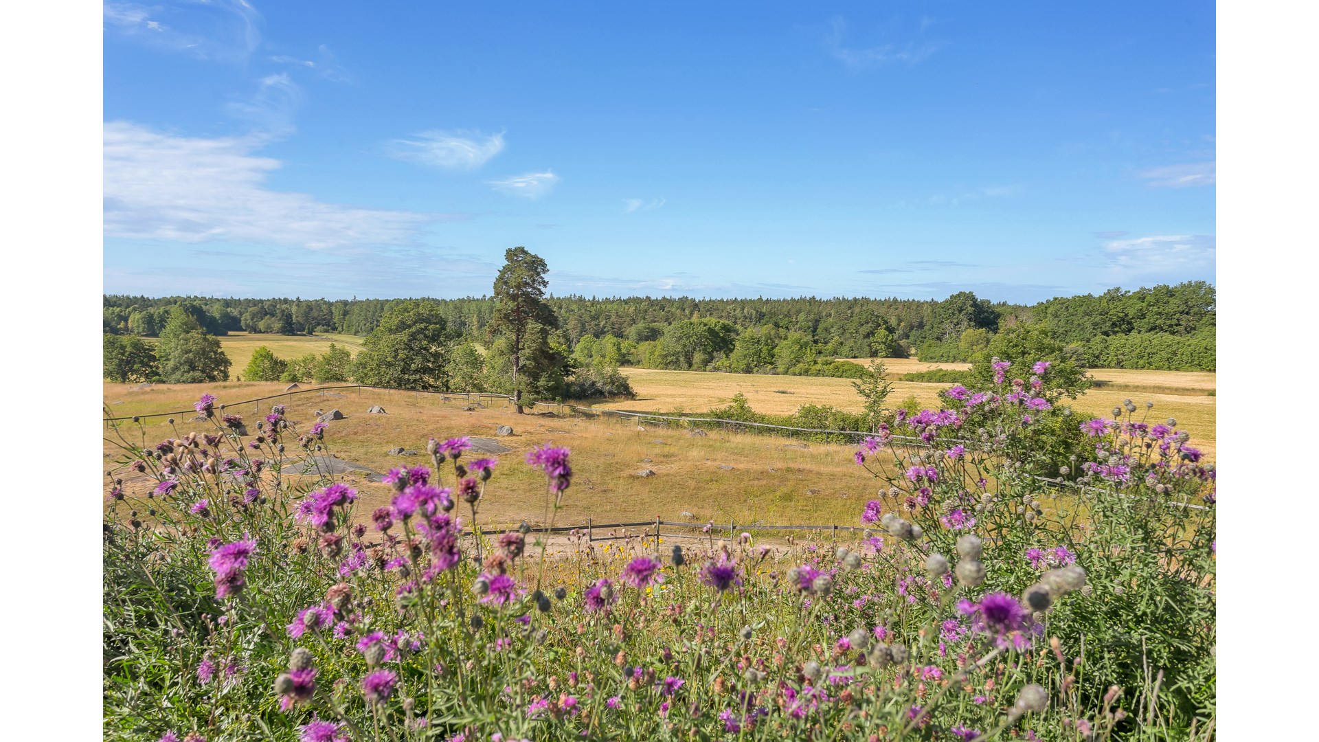 Bostadsbild från Vänortsgatan 88, Såld i Ekeby, Uppsala