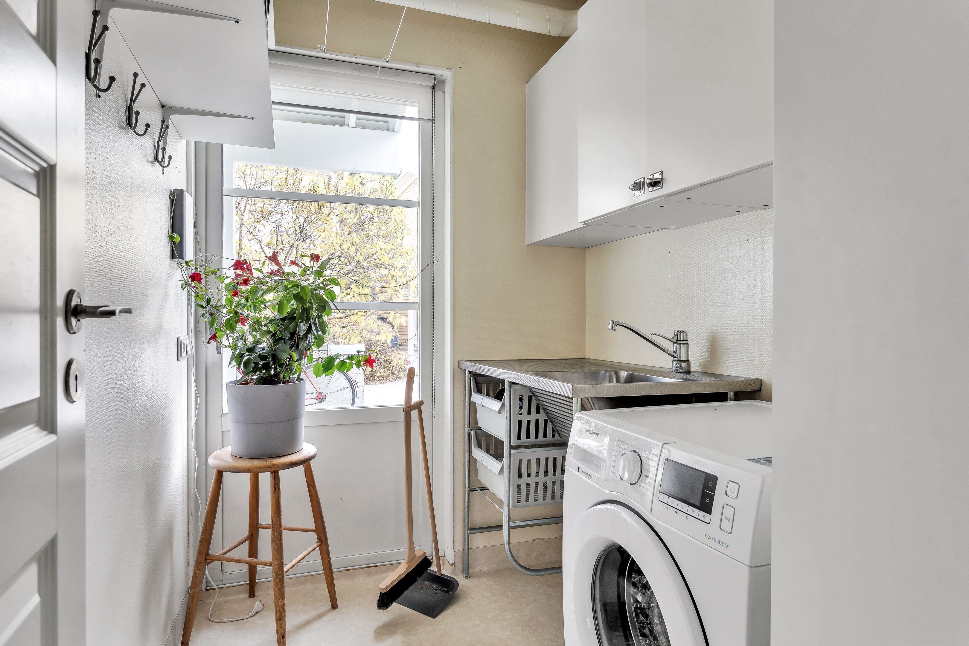 Bostadsbild från Eksoppsvägen 6, Såld i Norby, Uppsala