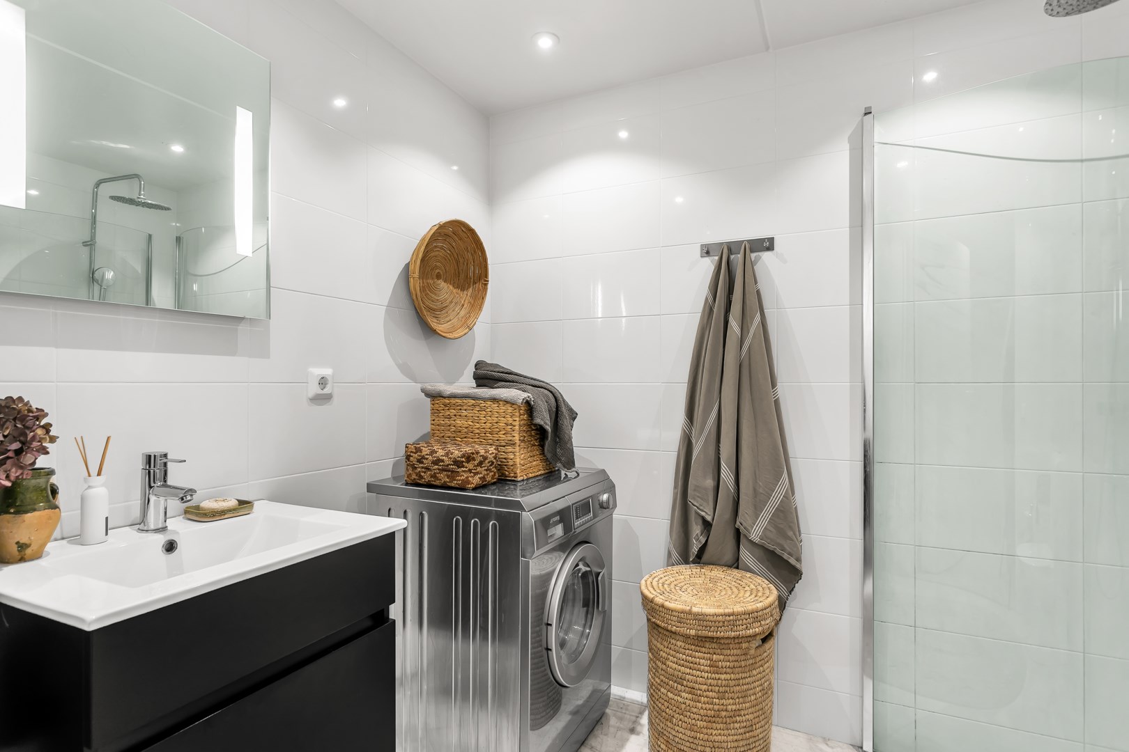 Bostadsbild från Vårdsätravägen 3B, Såld i Rosendal, Uppsala