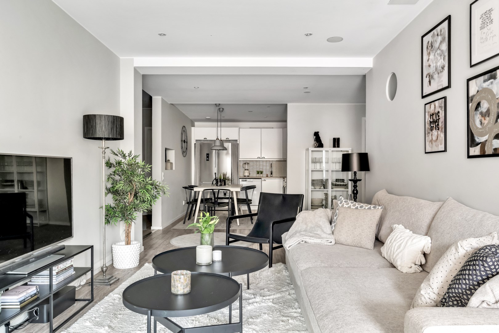 Bostadsbild från Swedenborgsgatan 61 B, Såld i Svartbäcken, Uppsala