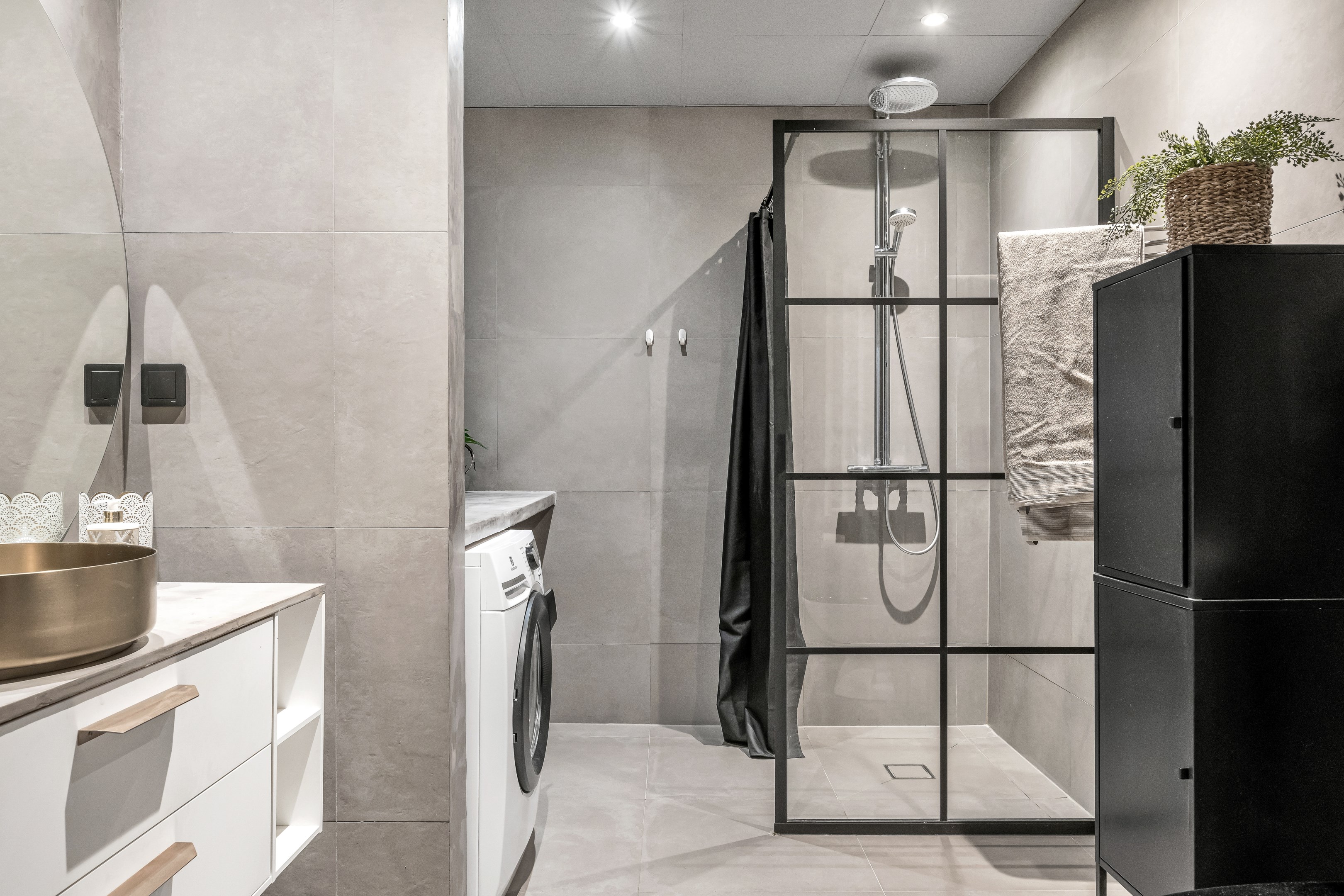 Bostadsbild från Swedenborgsgatan 61 B, Såld i Svartbäcken, Uppsala