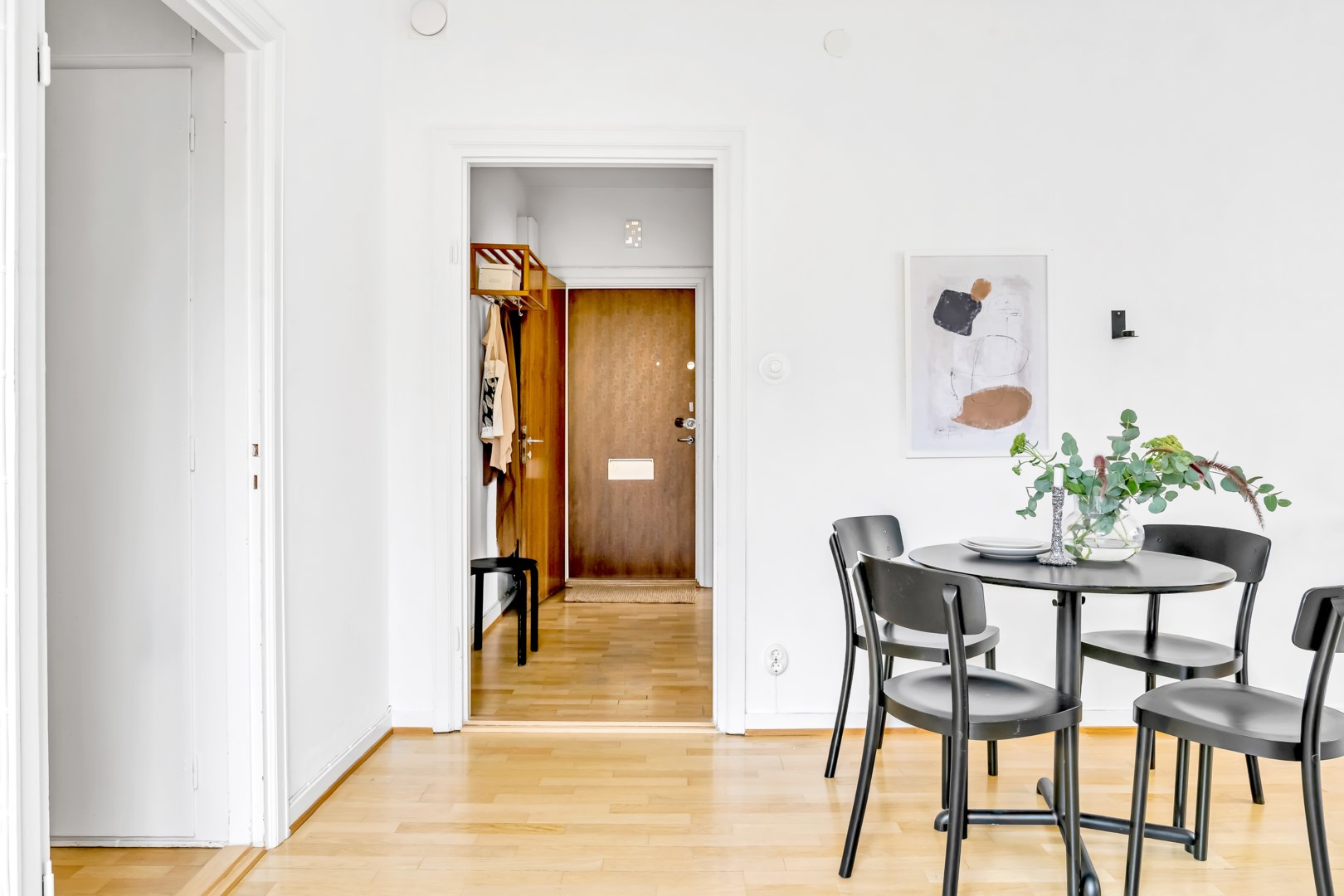 Bostadsbild från Gropgränd 3, Såld i Öfre Slotts, Uppsala