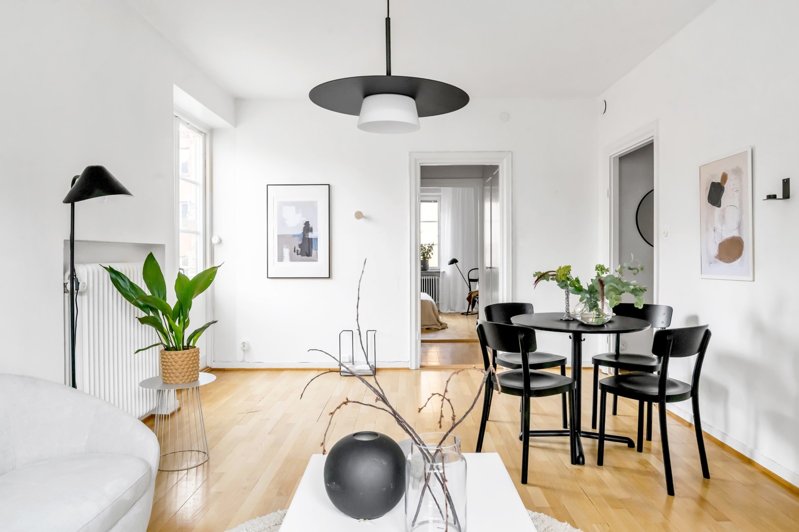 Bostadsbild från Gropgränd 3, Såld i Öfre Slotts, Uppsala