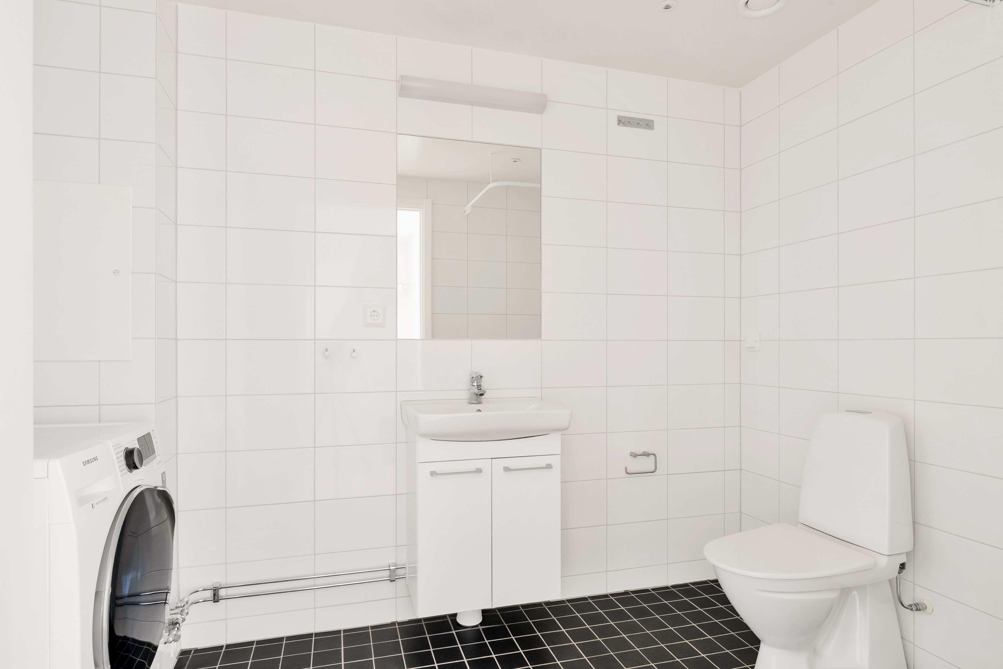 Bostadsbild från Rosendalsvägen 12, Såld i Rosendal, Uppsala