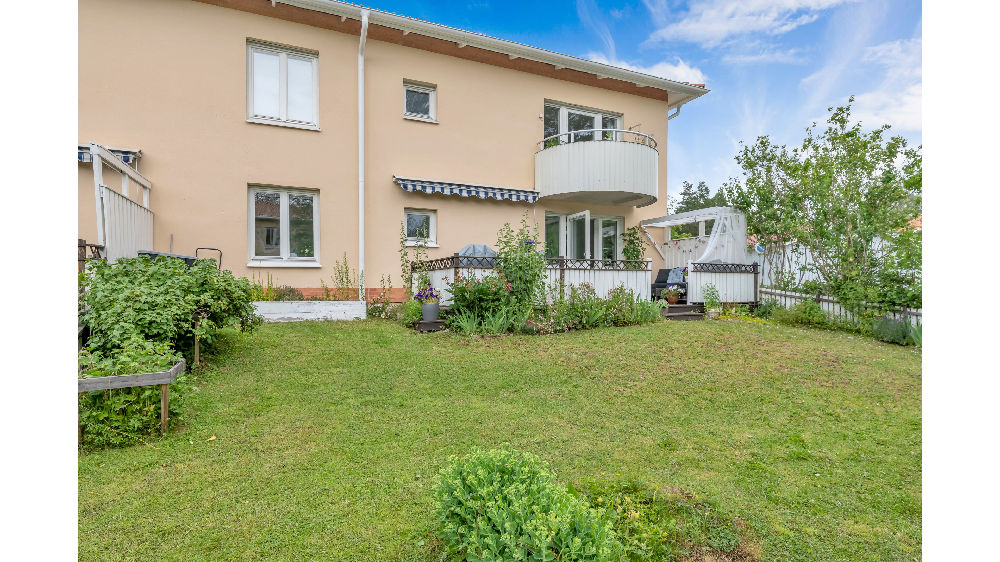 Bostadsbild från Tryffelvägen 39, Såld i Norby, Uppsala