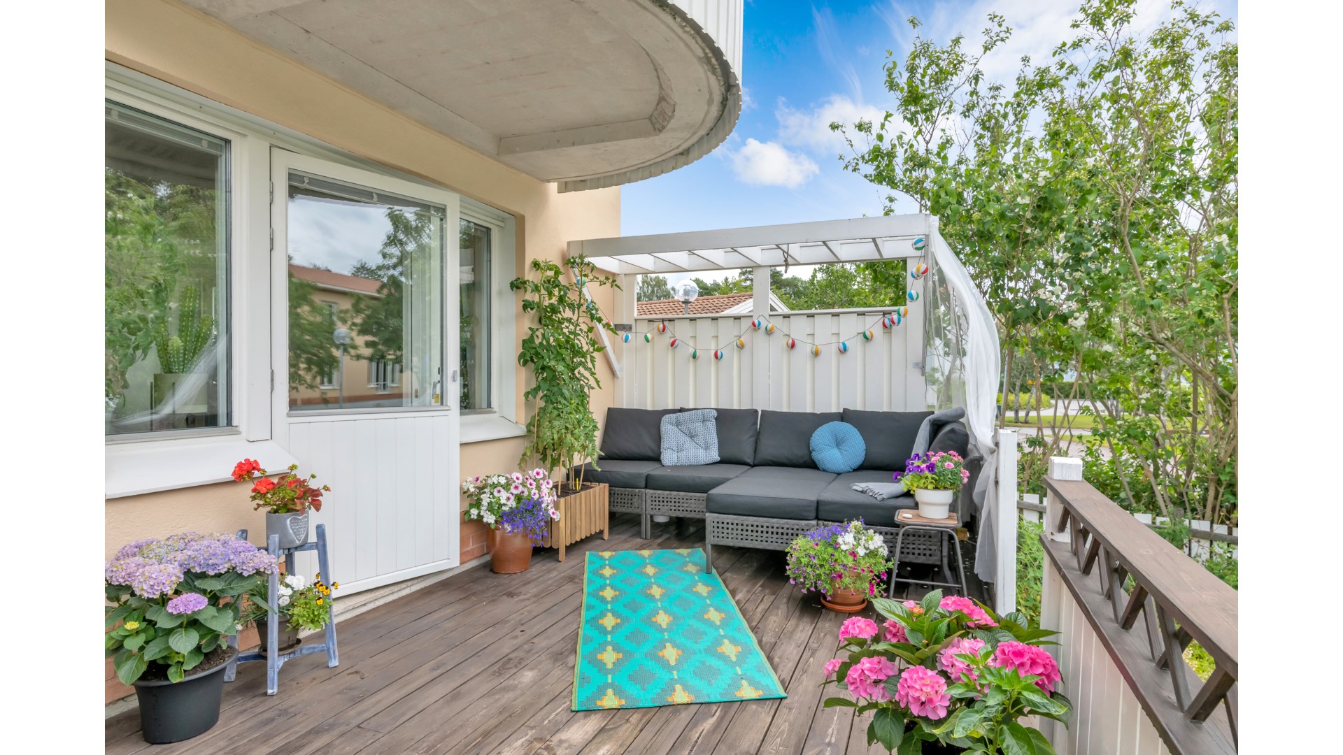 Bostadsbild från Tryffelvägen 39, Såld i Norby, Uppsala