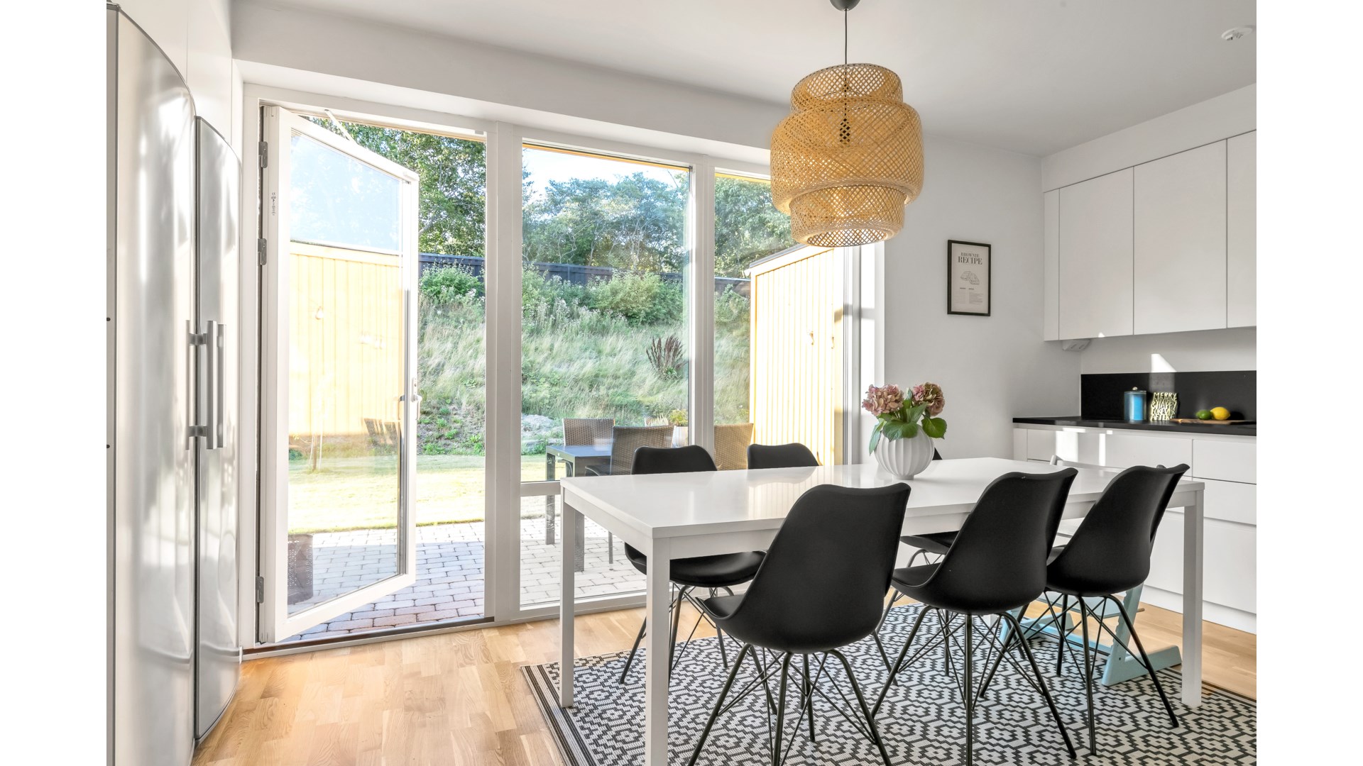 Bostadsbild från Storstensvägen 101, Såld i Lindbacken, Uppsala