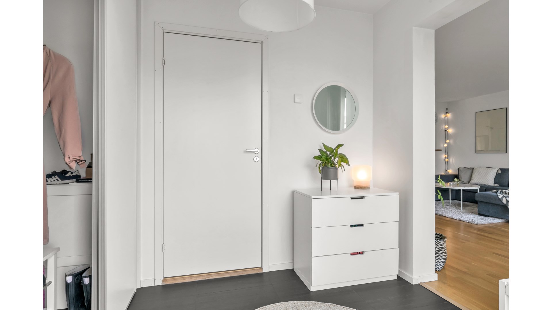 Bostadsbild från Storstensvägen 101, Såld i Lindbacken, Uppsala