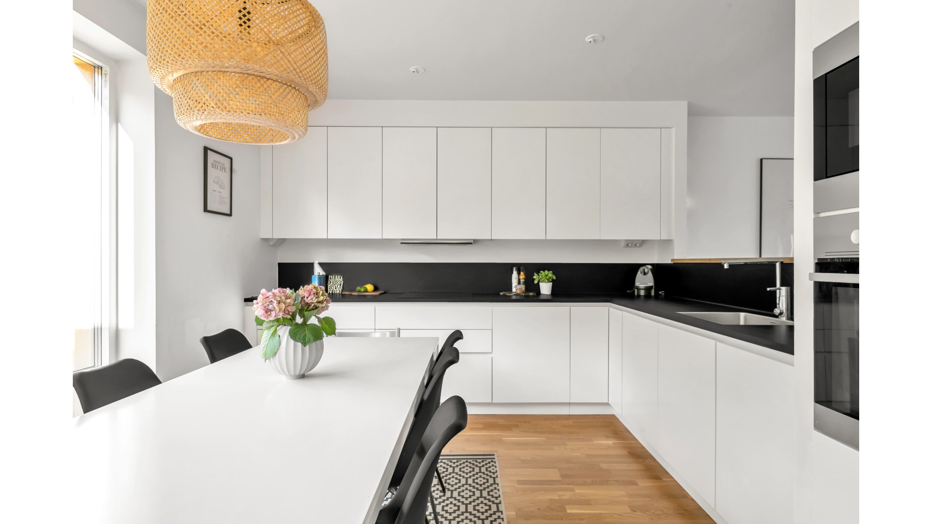 Bostadsbild från Storstensvägen 101, Såld i Lindbacken, Uppsala