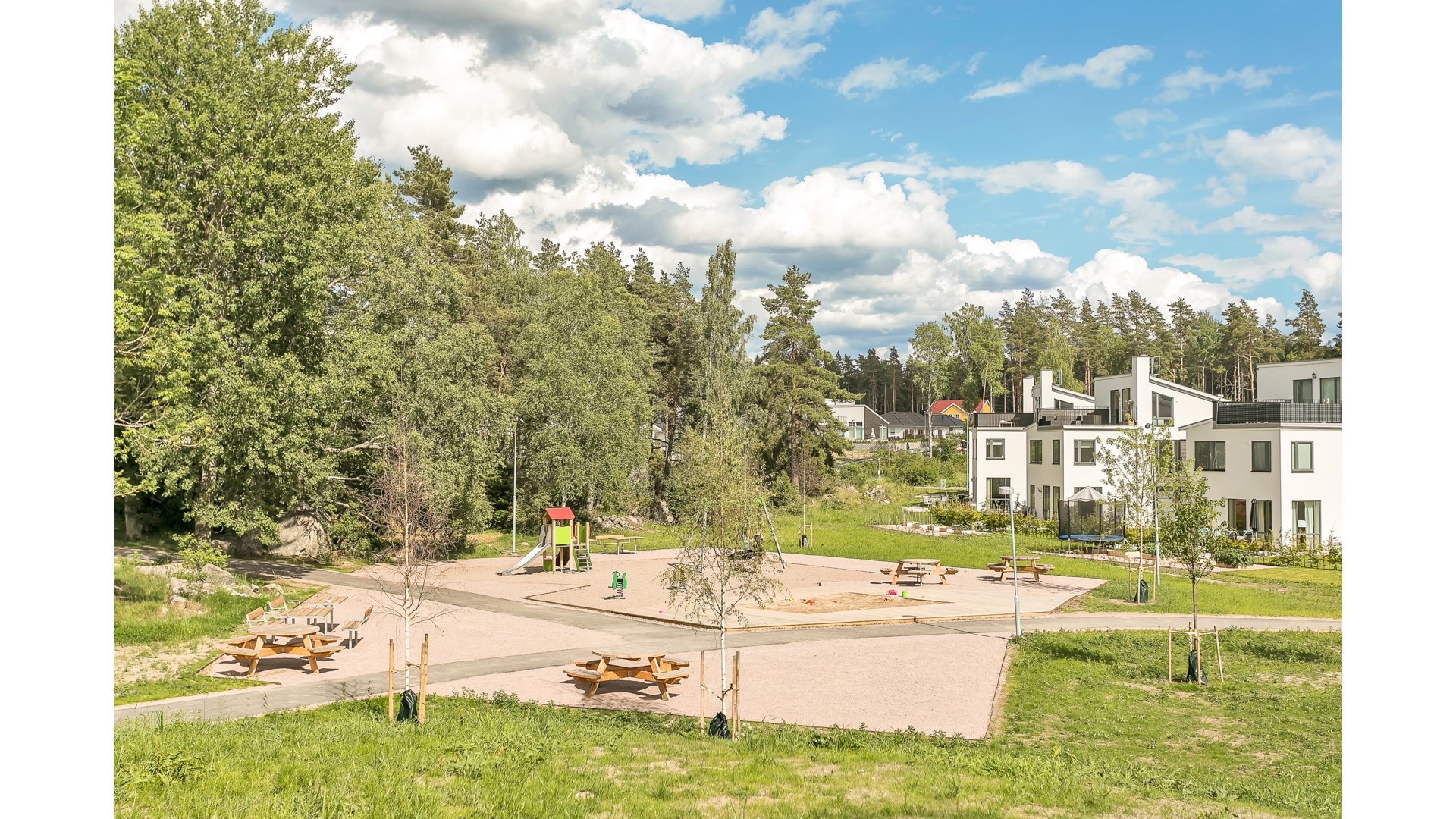 Bostadsbild från Storstensvägen 101, Såld i Lindbacken, Uppsala