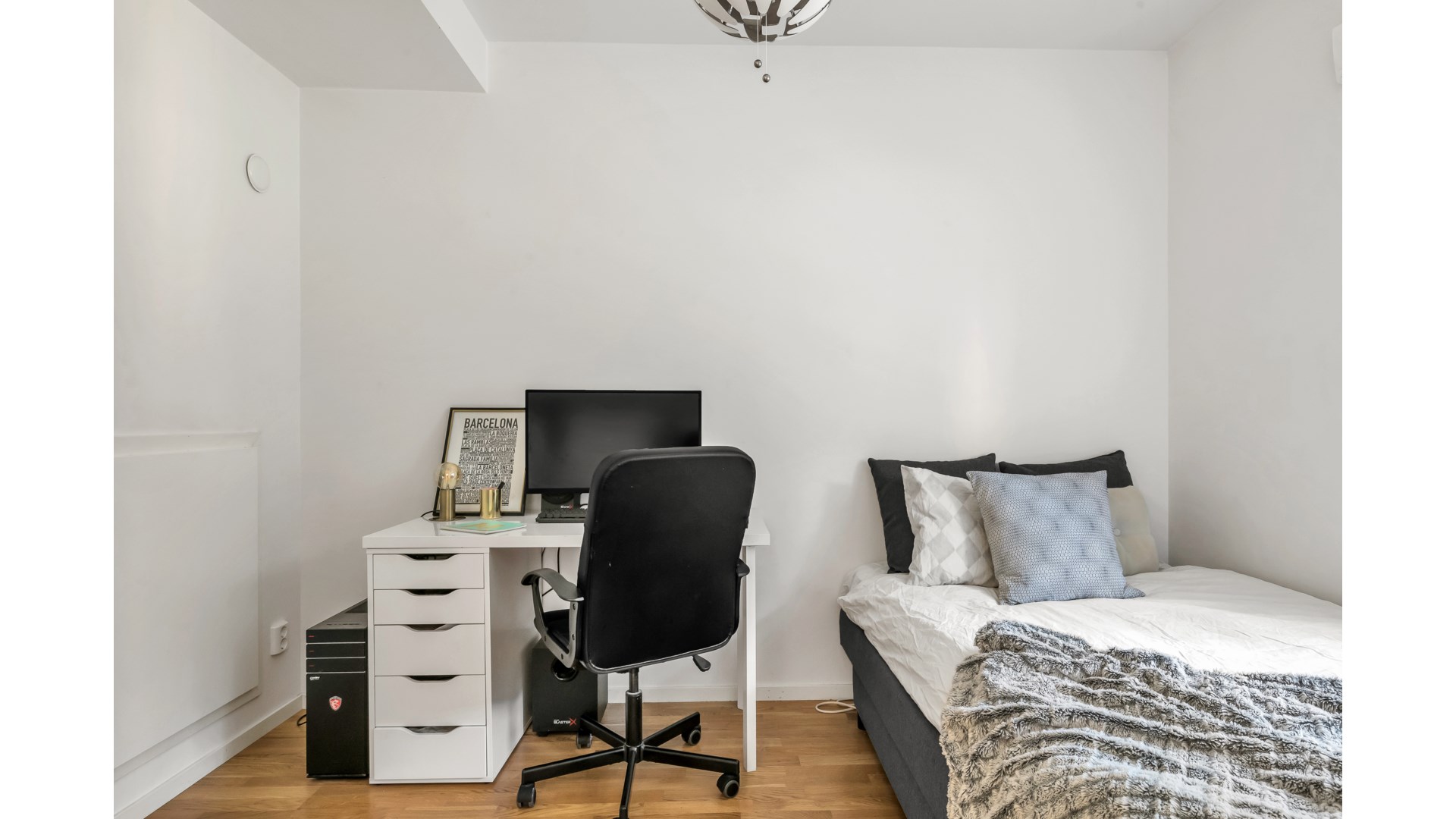 Bostadsbild från Storstensvägen 101, Såld i Lindbacken, Uppsala