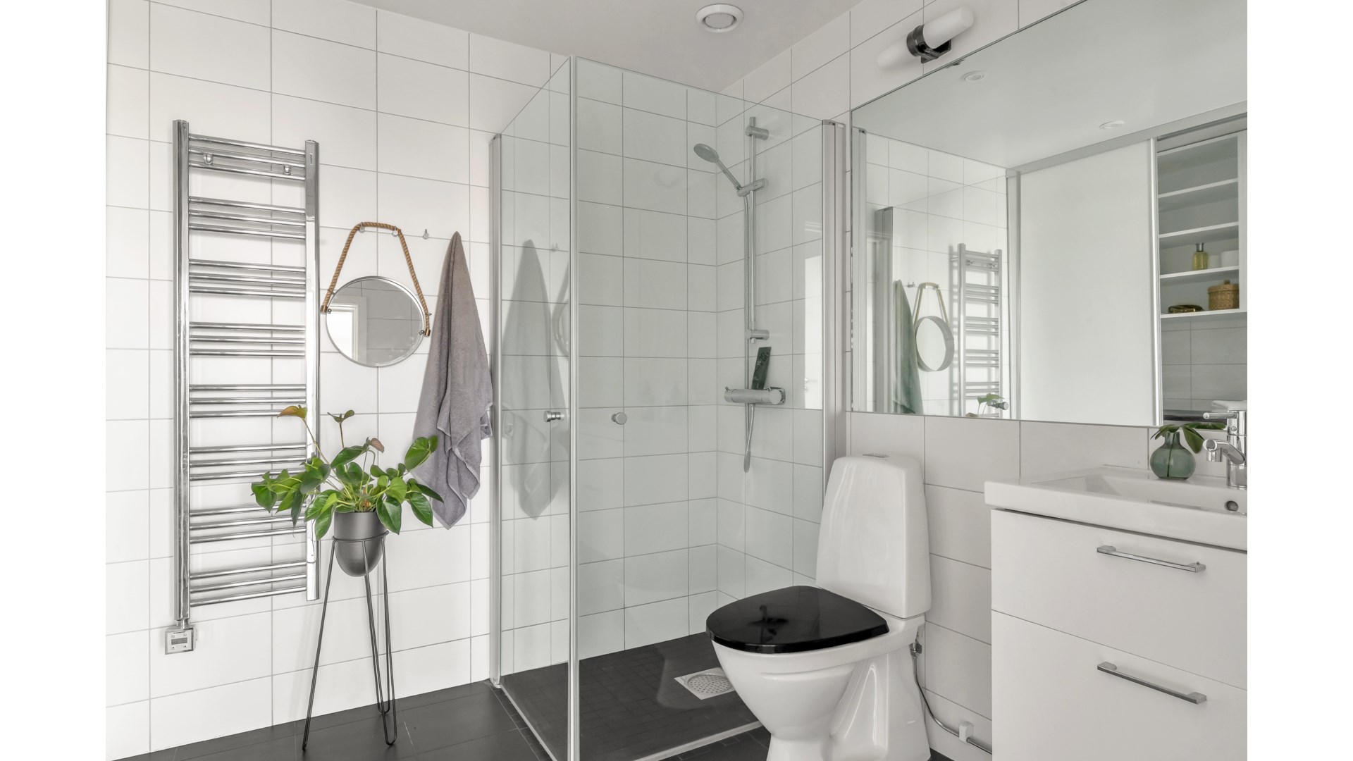 Bostadsbild från Storstensvägen 101, Såld i Lindbacken, Uppsala