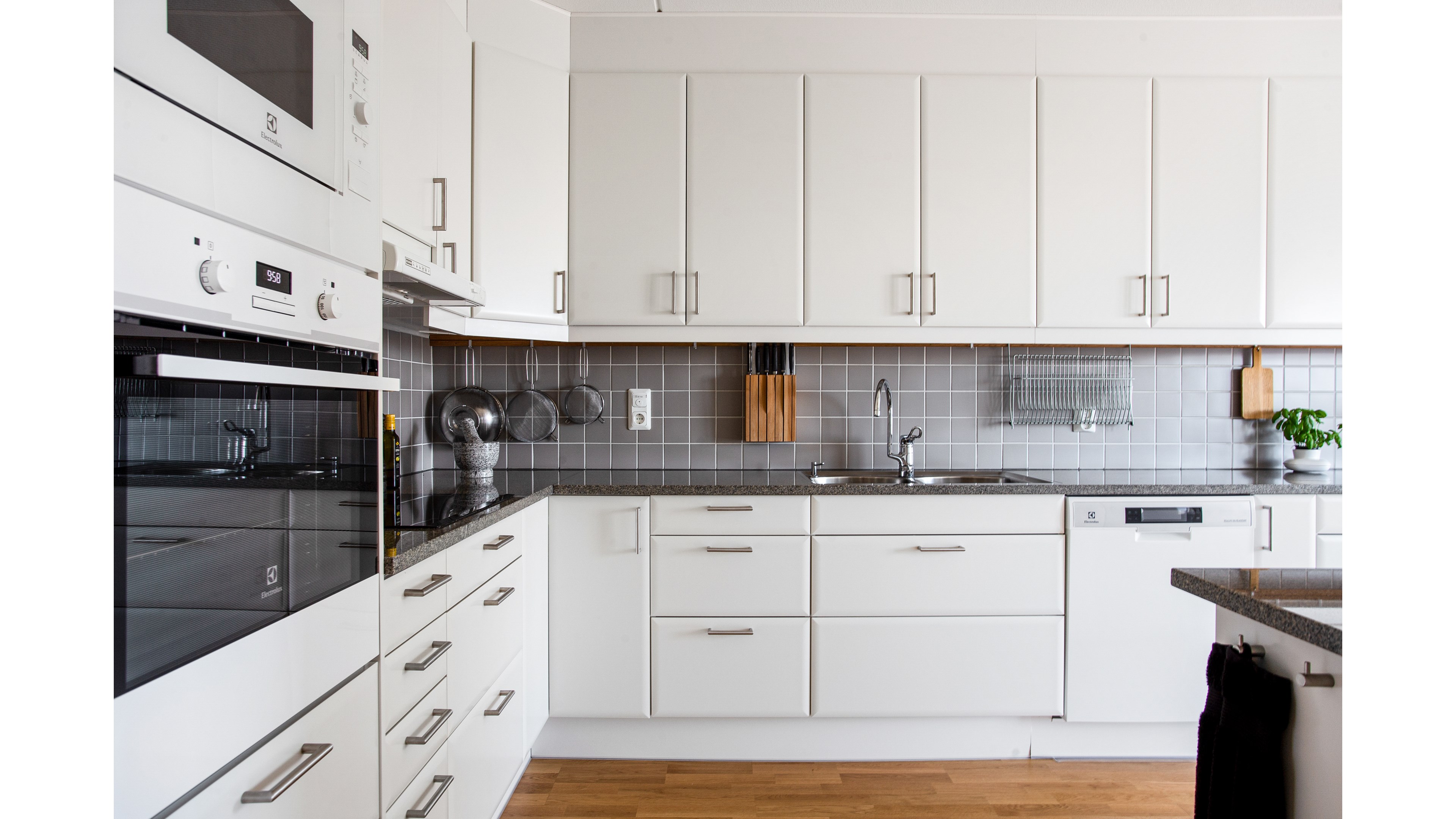 Bostadsbild från Råbyvägen 48, Såld i Kapellgärdet, Uppsala