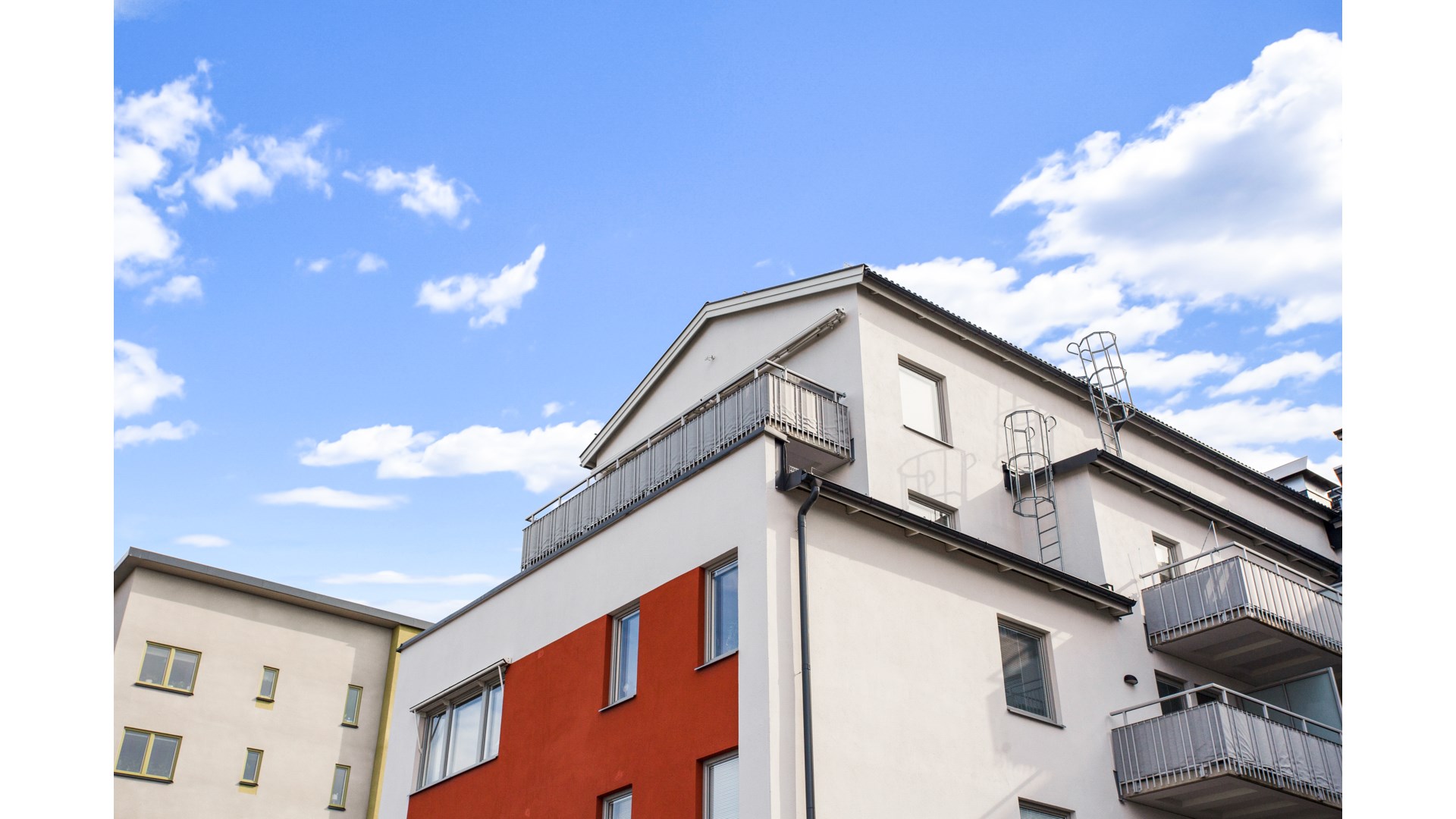 Bostadsbild från Råbyvägen 48, Såld i Kapellgärdet, Uppsala