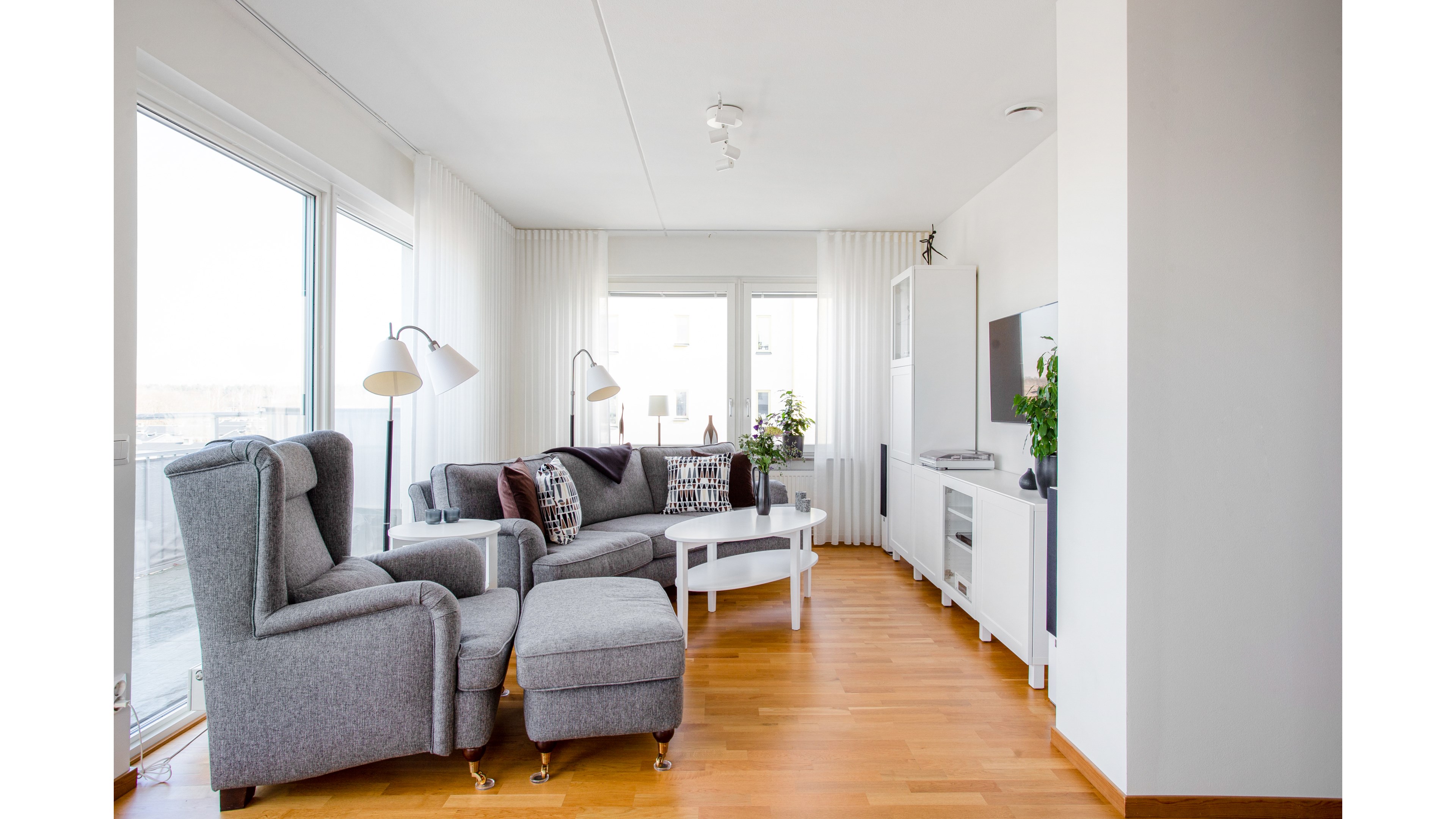 Bostadsbild från Råbyvägen 48, Såld i Kapellgärdet, Uppsala