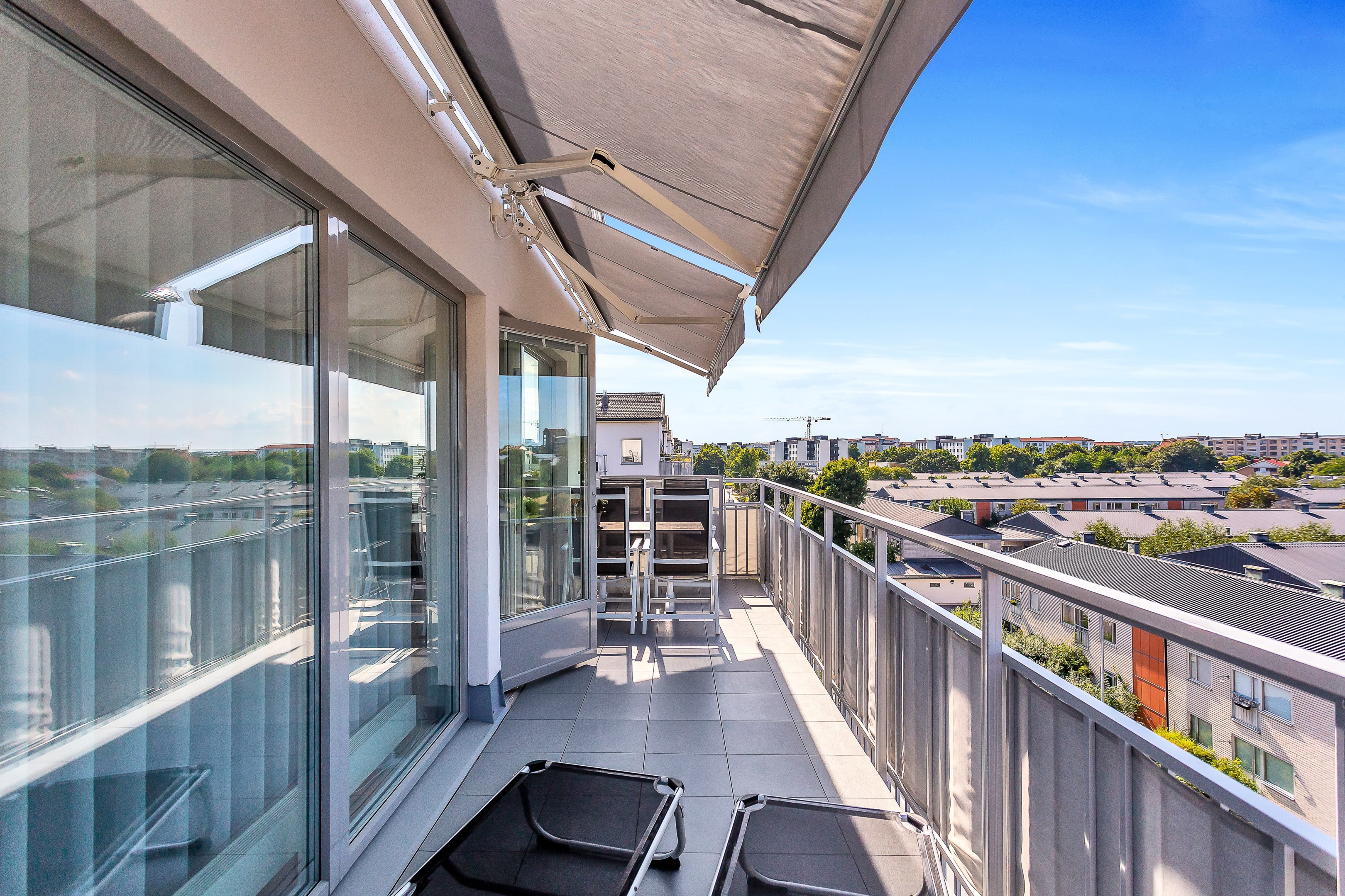 Bostadsbild från Råbyvägen 48, Såld i Kapellgärdet, Uppsala