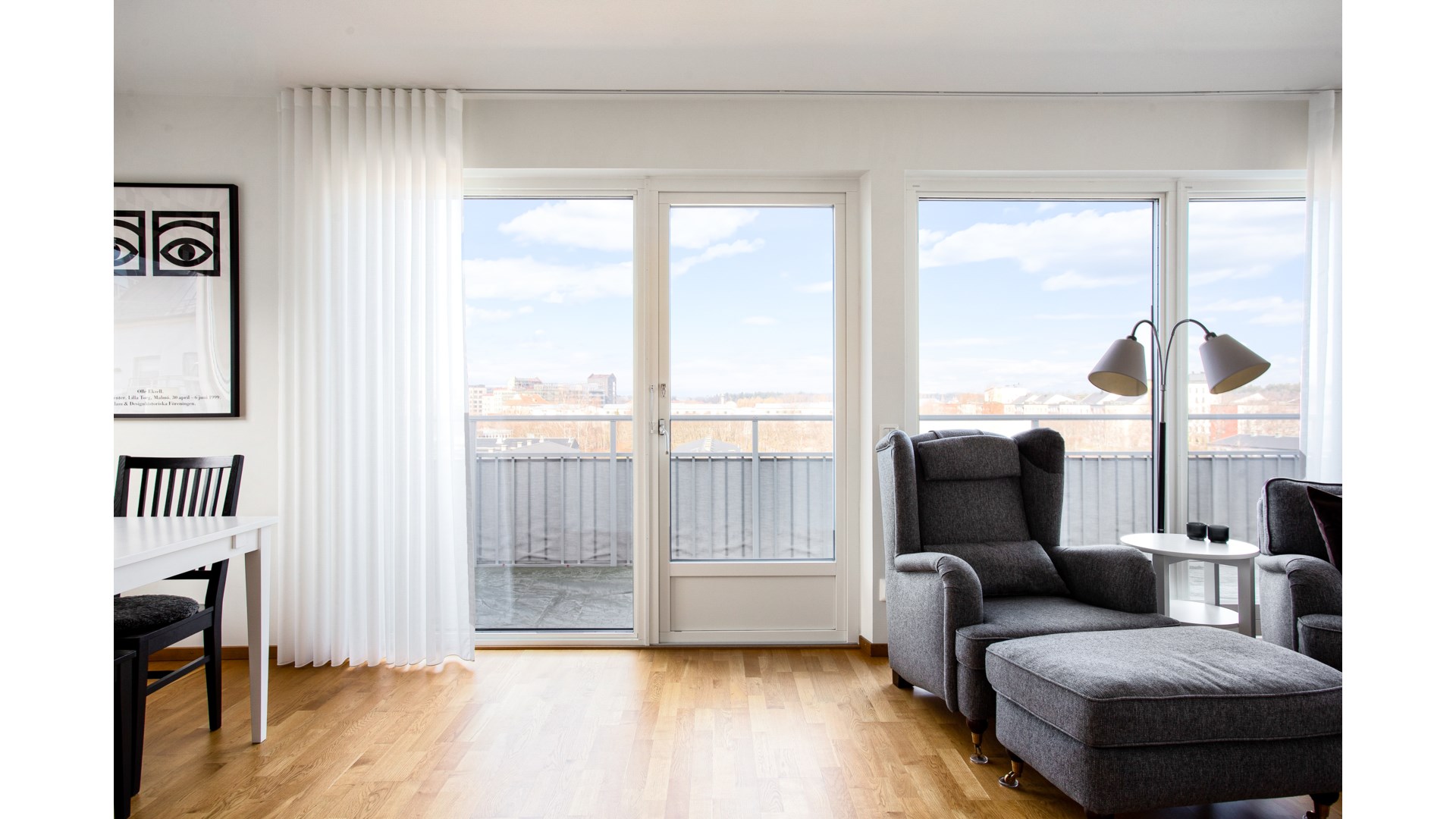 Bostadsbild från Råbyvägen 48, Såld i Kapellgärdet, Uppsala