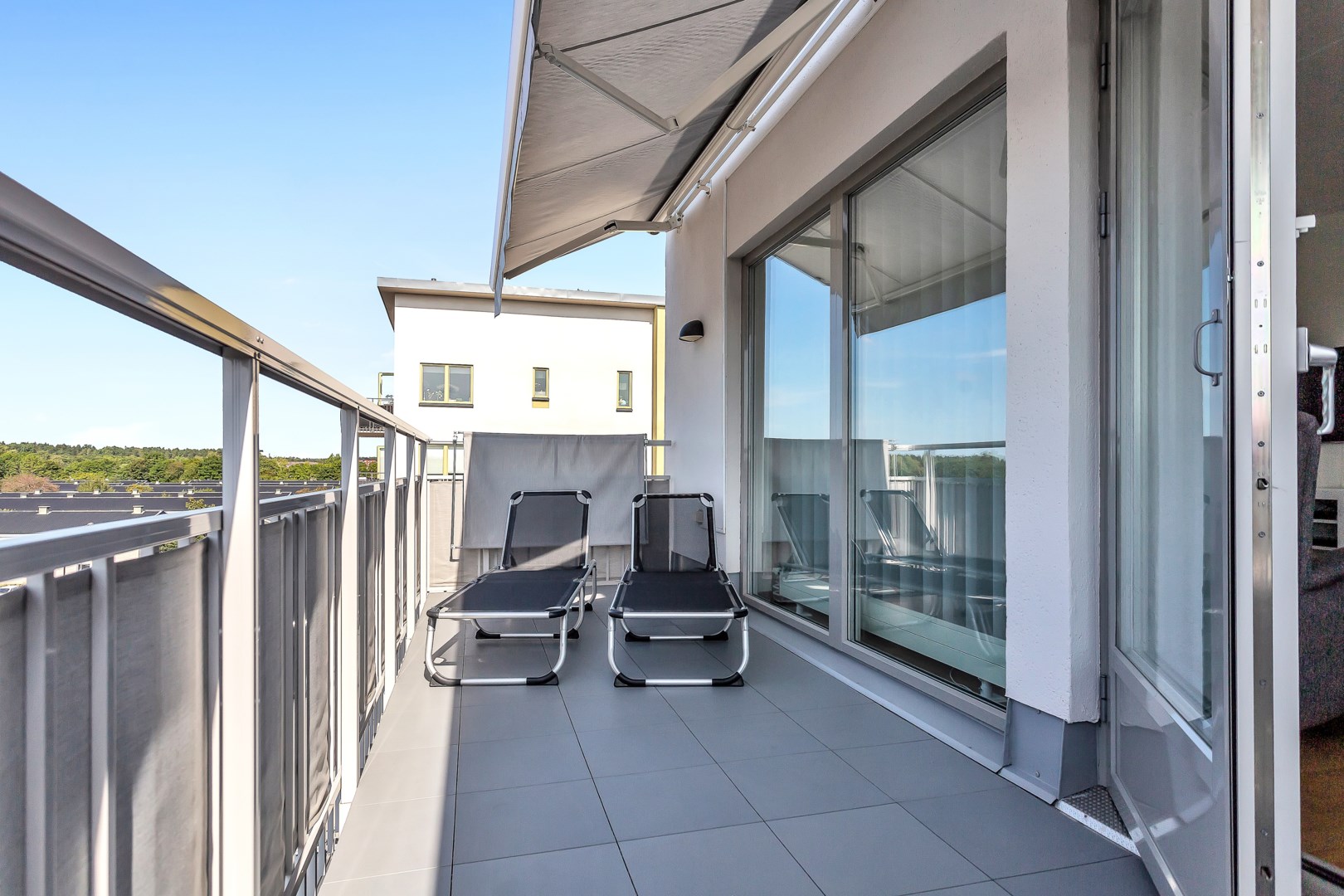 Bostadsbild från Råbyvägen 48, Såld i Kapellgärdet, Uppsala