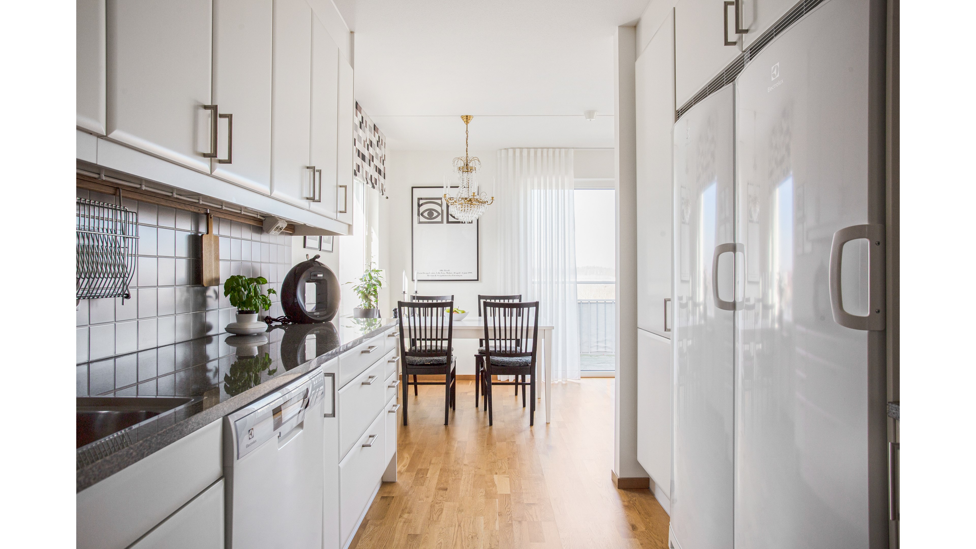 Bostadsbild från Råbyvägen 48, Såld i Kapellgärdet, Uppsala