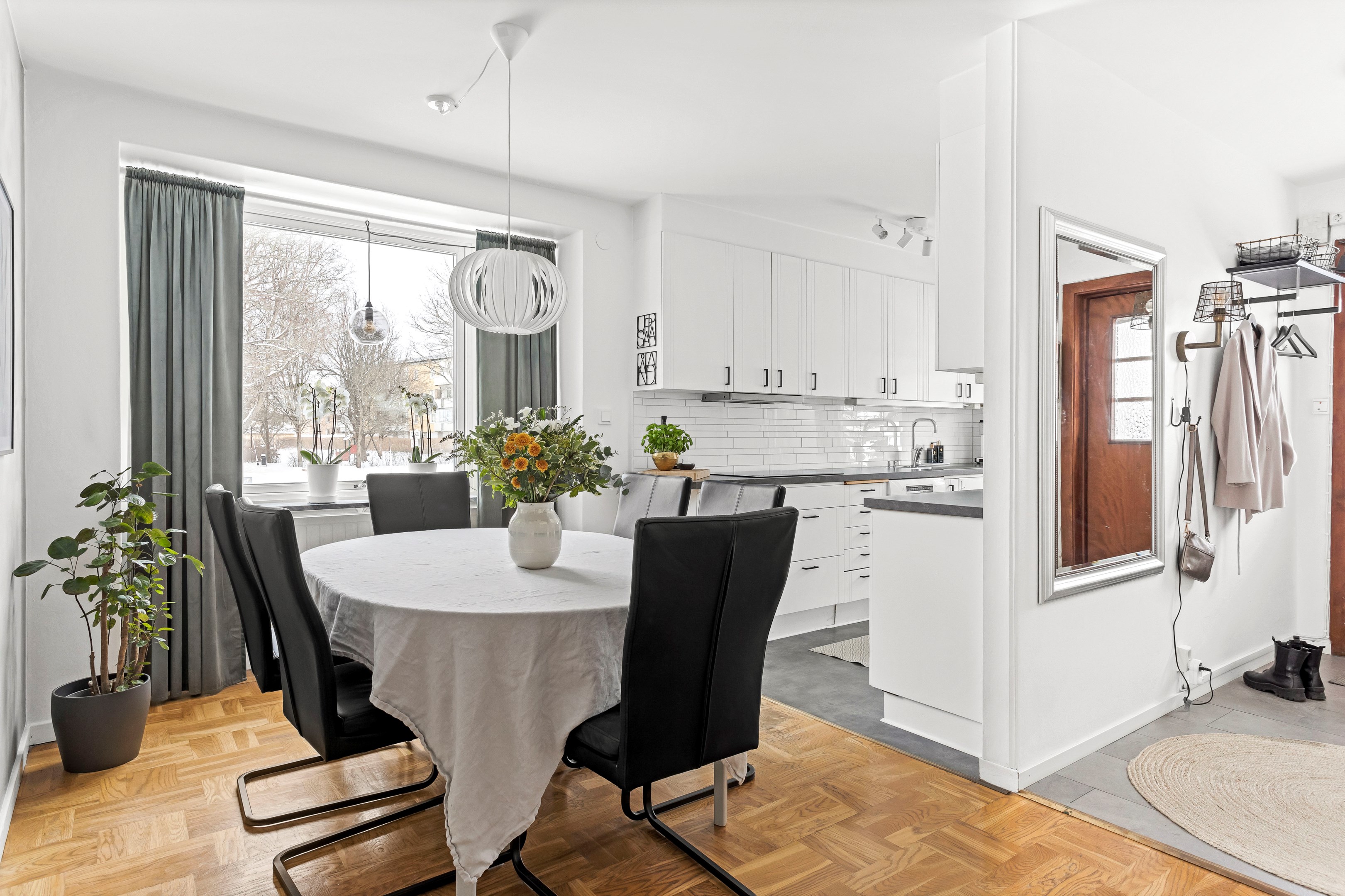 Bostadsbild från Mistelgatan 1 A, Såld i Johannesbäck, Uppsala