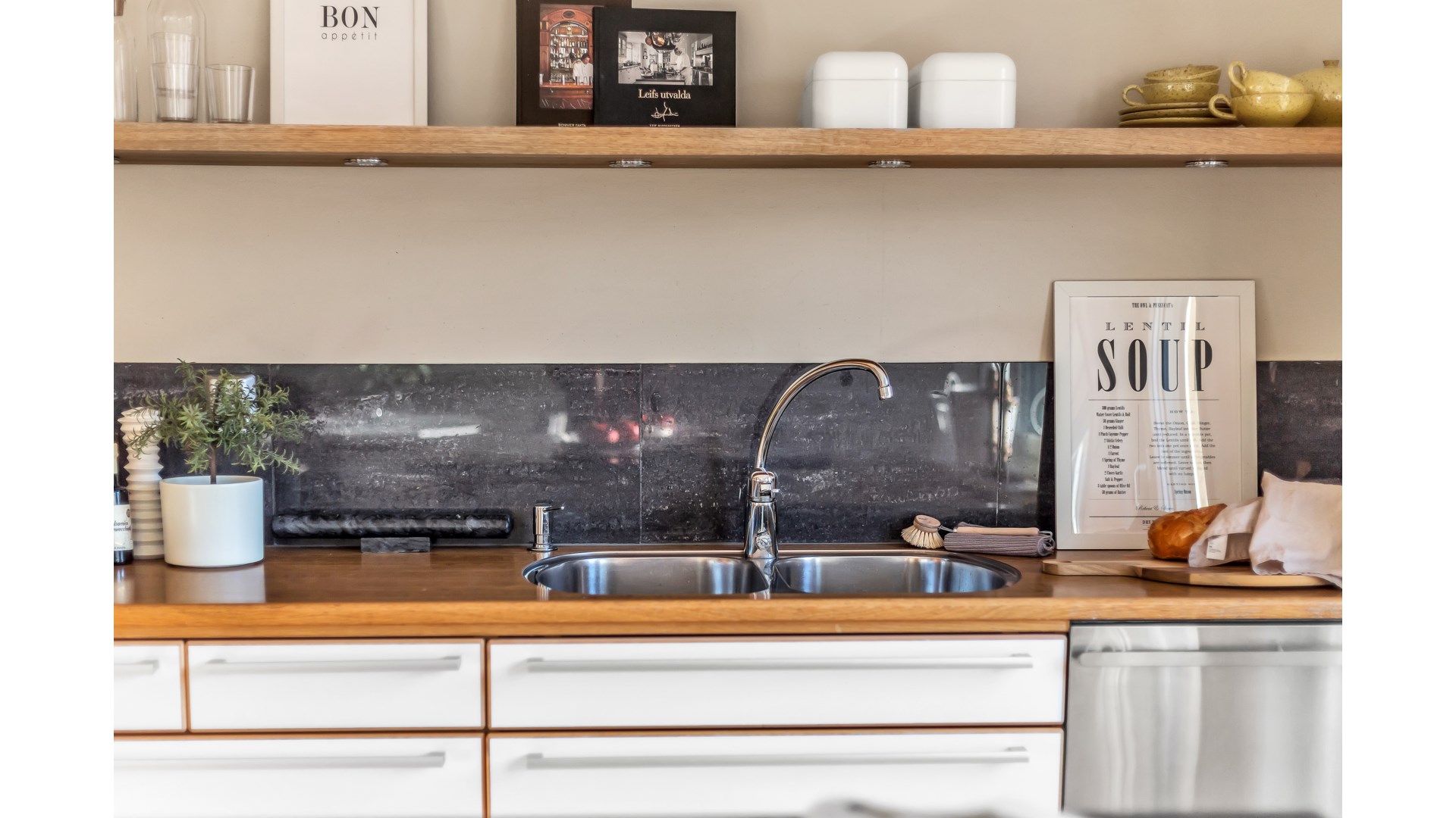 Bostadsbild från Portalgatan 9, Såld i Kapellgärdet, Uppsala