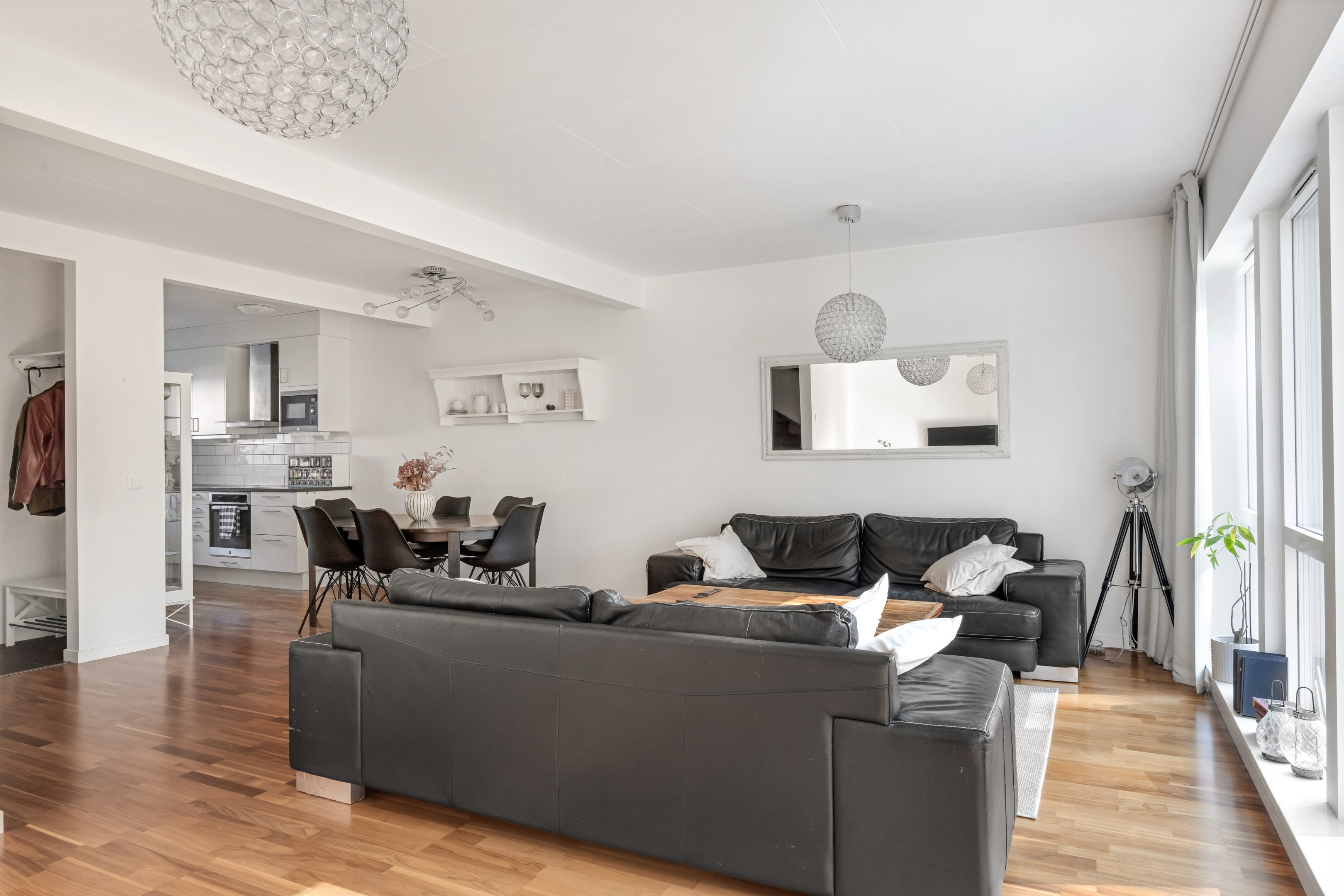 Bostadsbild från Varggropsvägen 44, Kommande i Björklinge, Uppsala