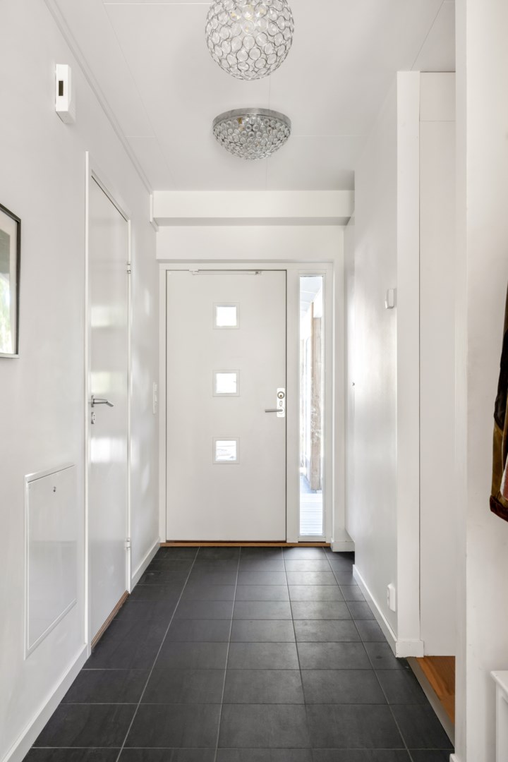 Bostadsbild från Varggropsvägen 44, Till salu i Björklinge, Uppsala