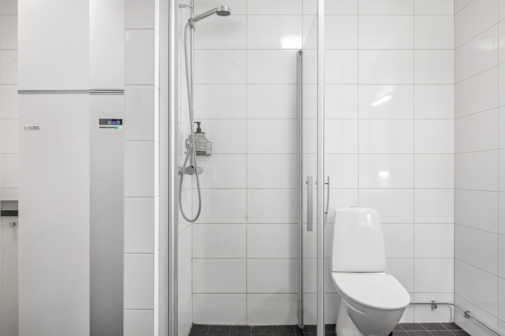 Bostadsbild från Varggropsvägen 44, Till salu i Björklinge, Uppsala