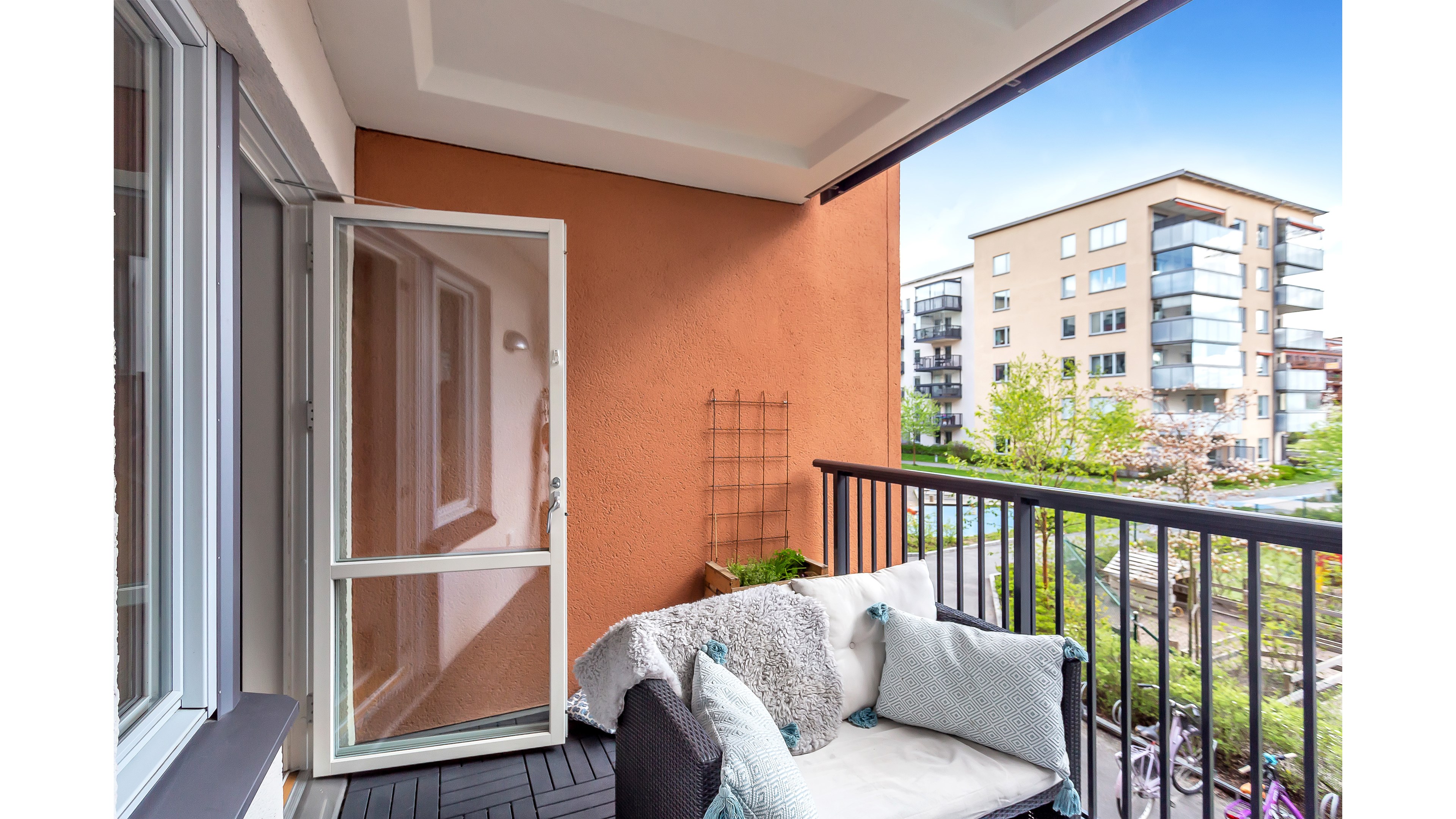 Bostadsbild från Tullgarnsgatan 20, Såld i Kungsängen, Uppsala