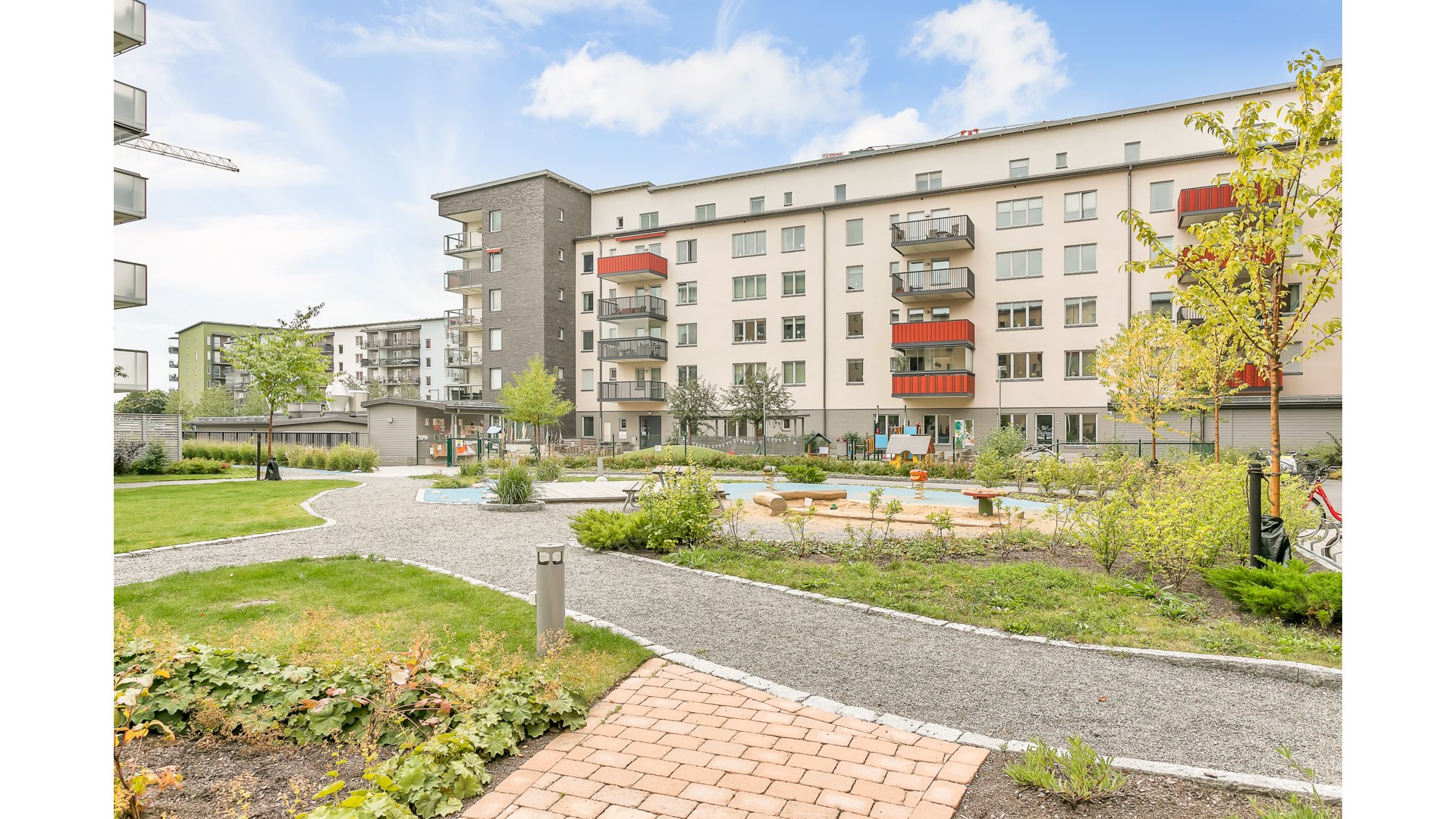 Bostadsbild från Tullgarnsgatan 20, Såld i Kungsängen, Uppsala