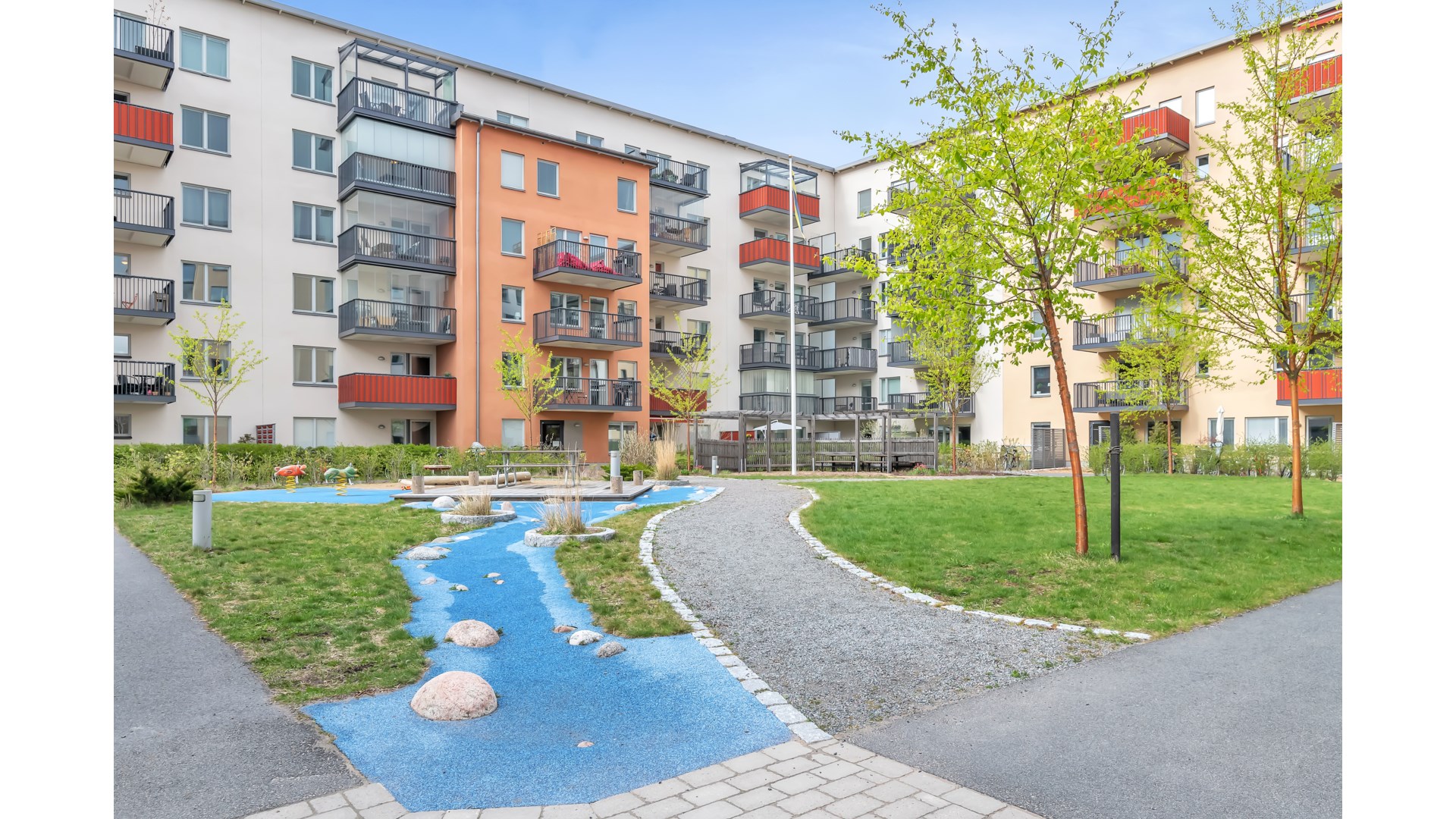 Bostadsbild från Tullgarnsgatan 20, Såld i Kungsängen, Uppsala