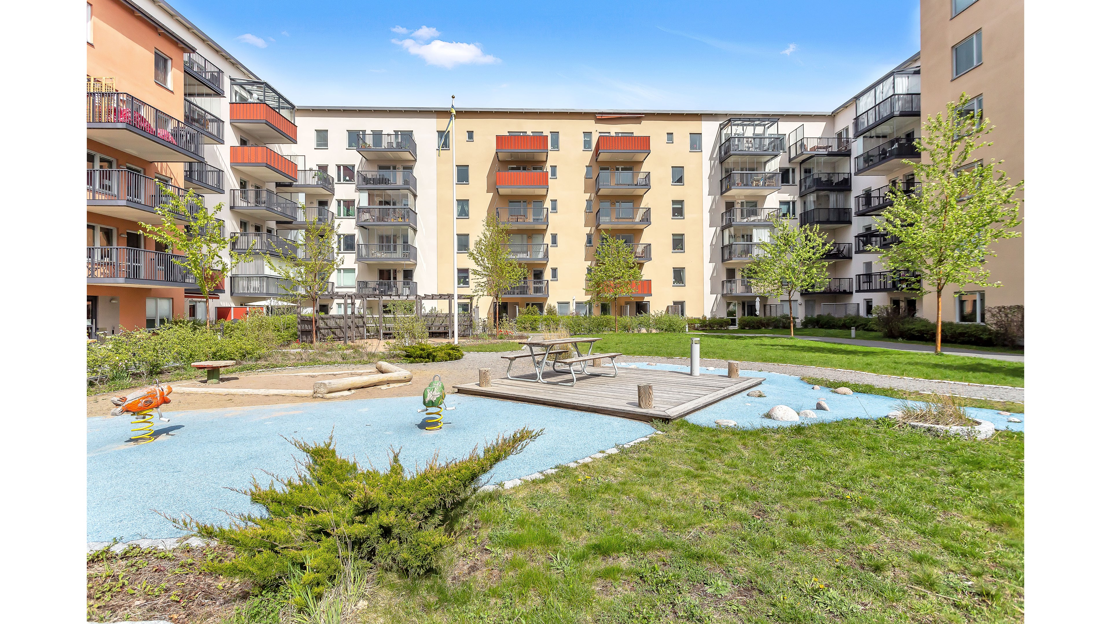 Bostadsbild från Tullgarnsgatan 20, Såld i Kungsängen, Uppsala