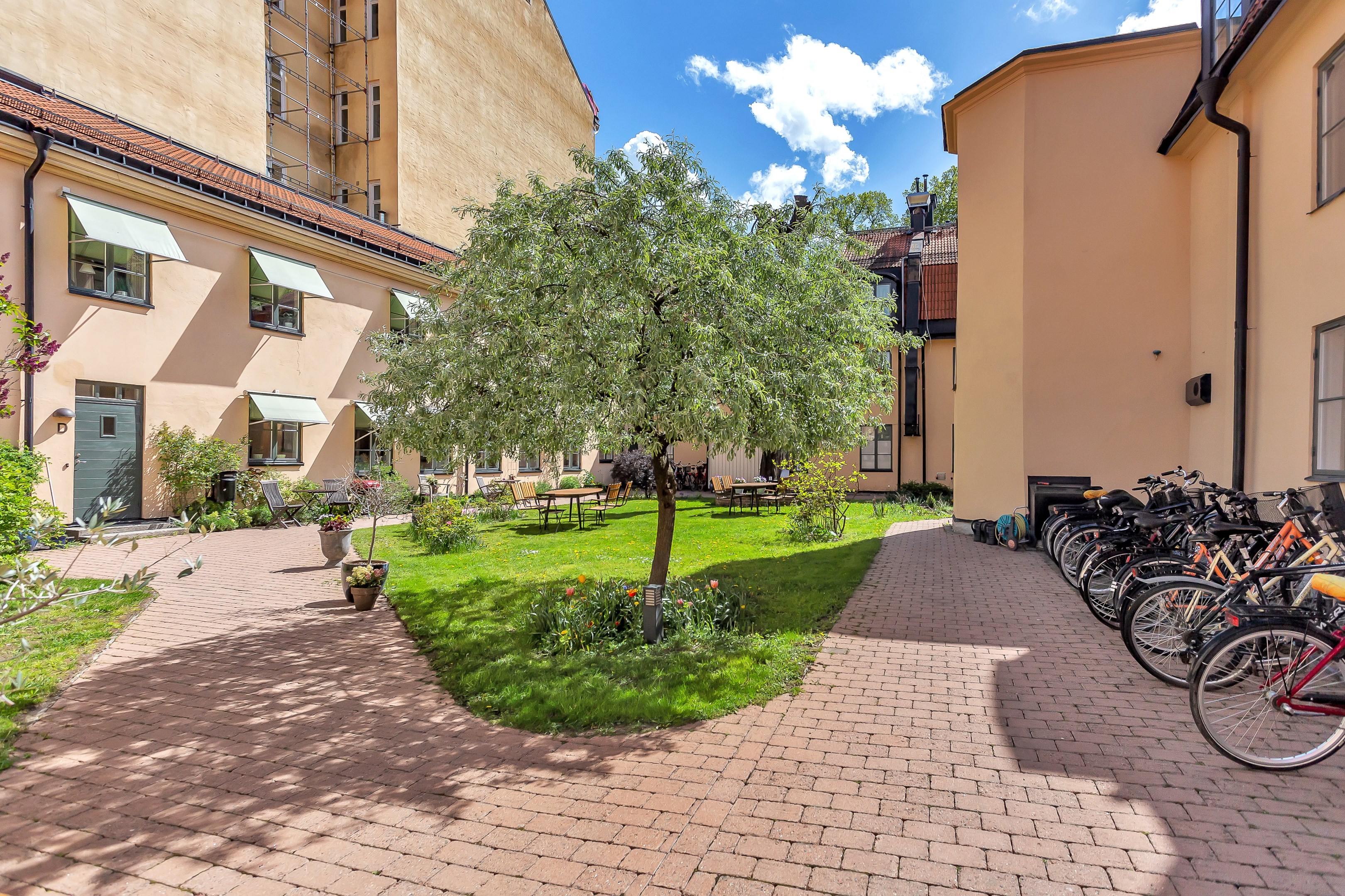 Bostadsbild från Övre Slottsgatan 9B, Såld i Öfre Slotts, Uppsala