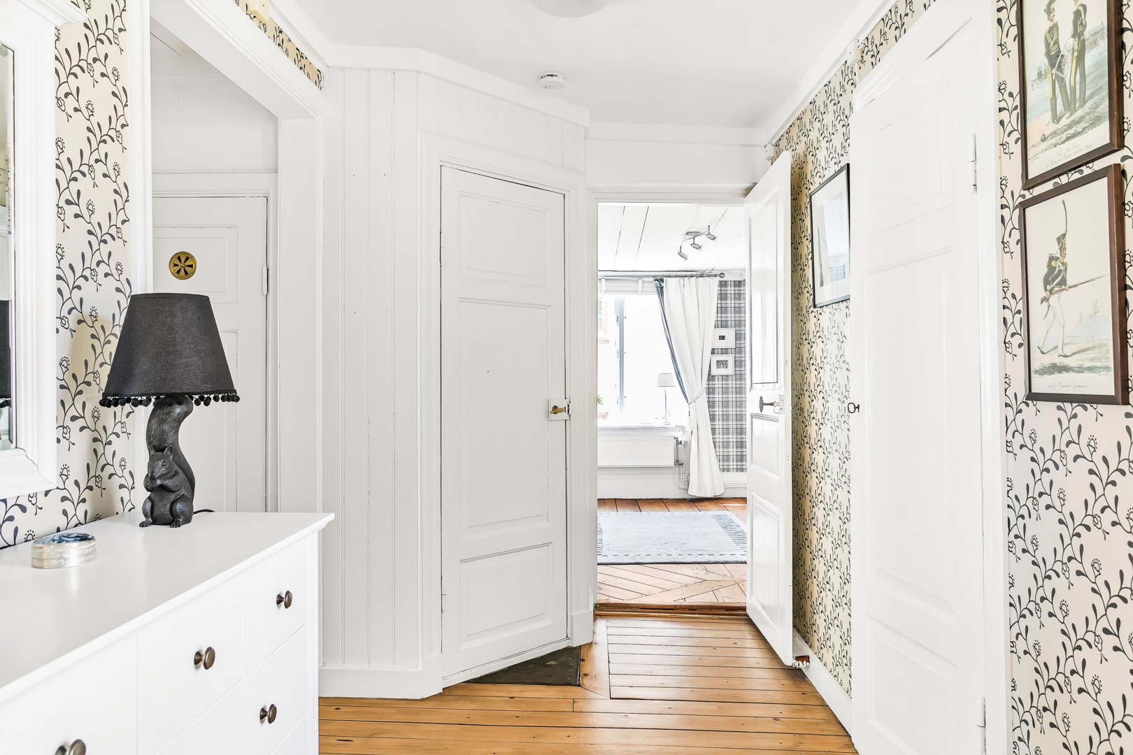 Bostadsbild från Övre Slottsgatan 9B, Såld i Öfre Slotts, Uppsala