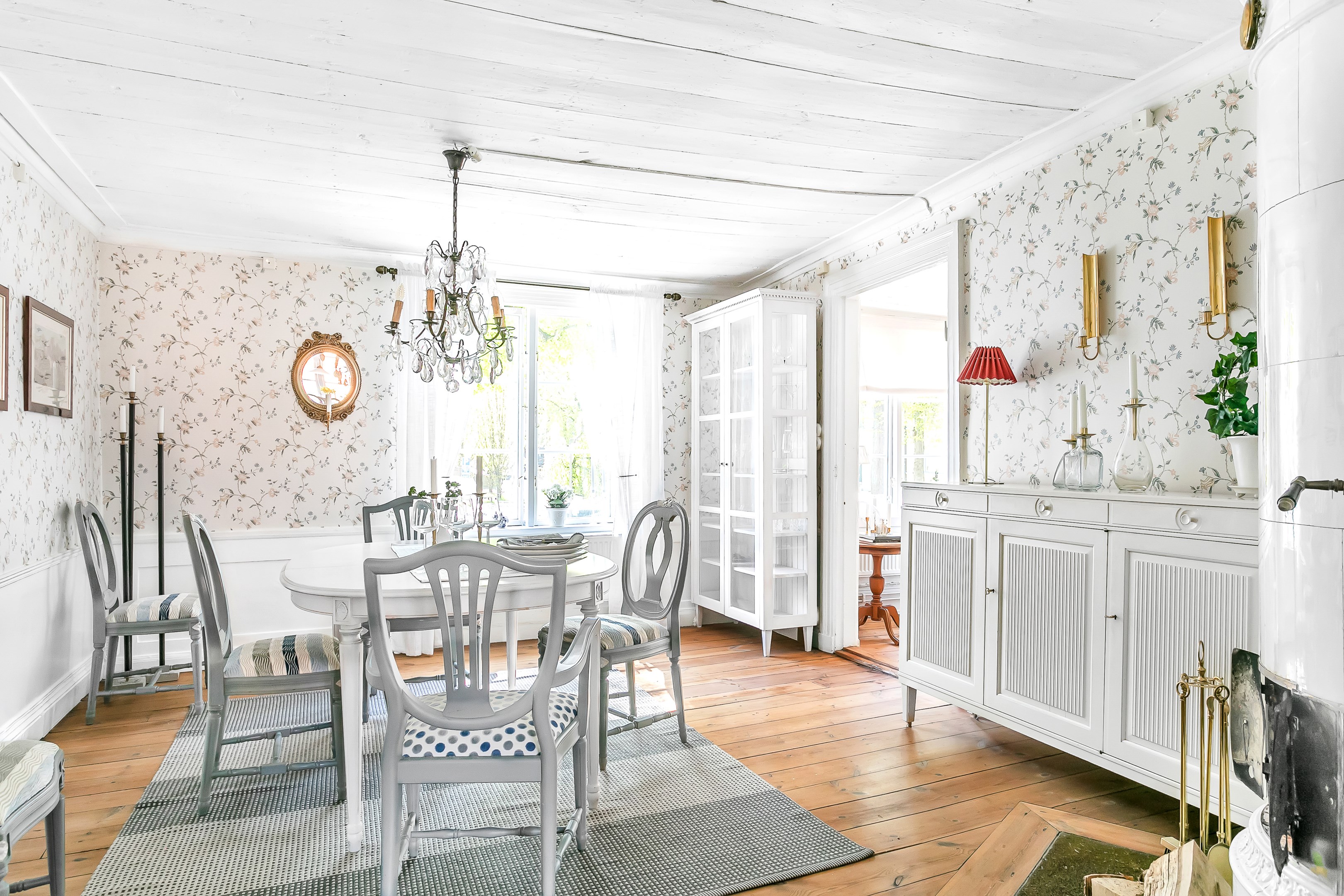 Bostadsbild från Övre Slottsgatan 9B, Såld i Öfre Slotts, Uppsala