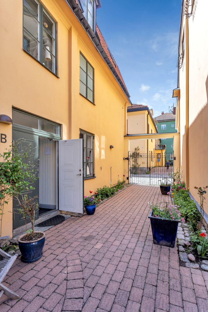 Bostadsbild från Övre Slottsgatan 9B, Såld i Öfre Slotts, Uppsala