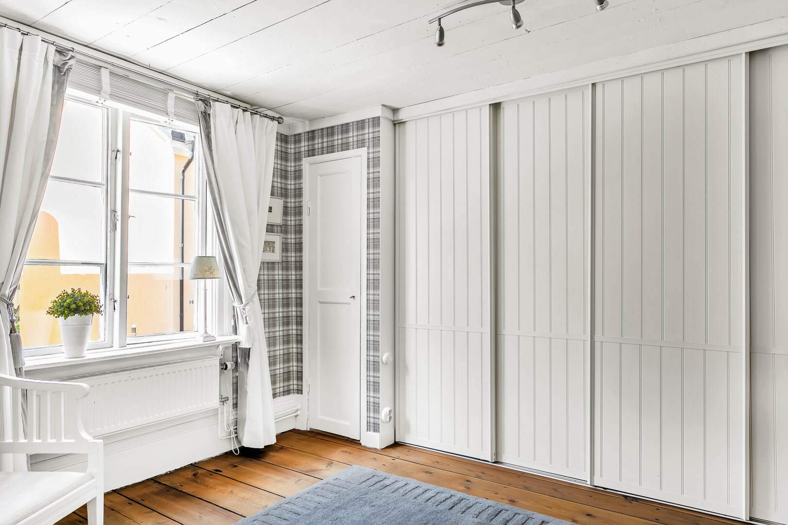 Bostadsbild från Övre Slottsgatan 9B, Såld i Öfre Slotts, Uppsala