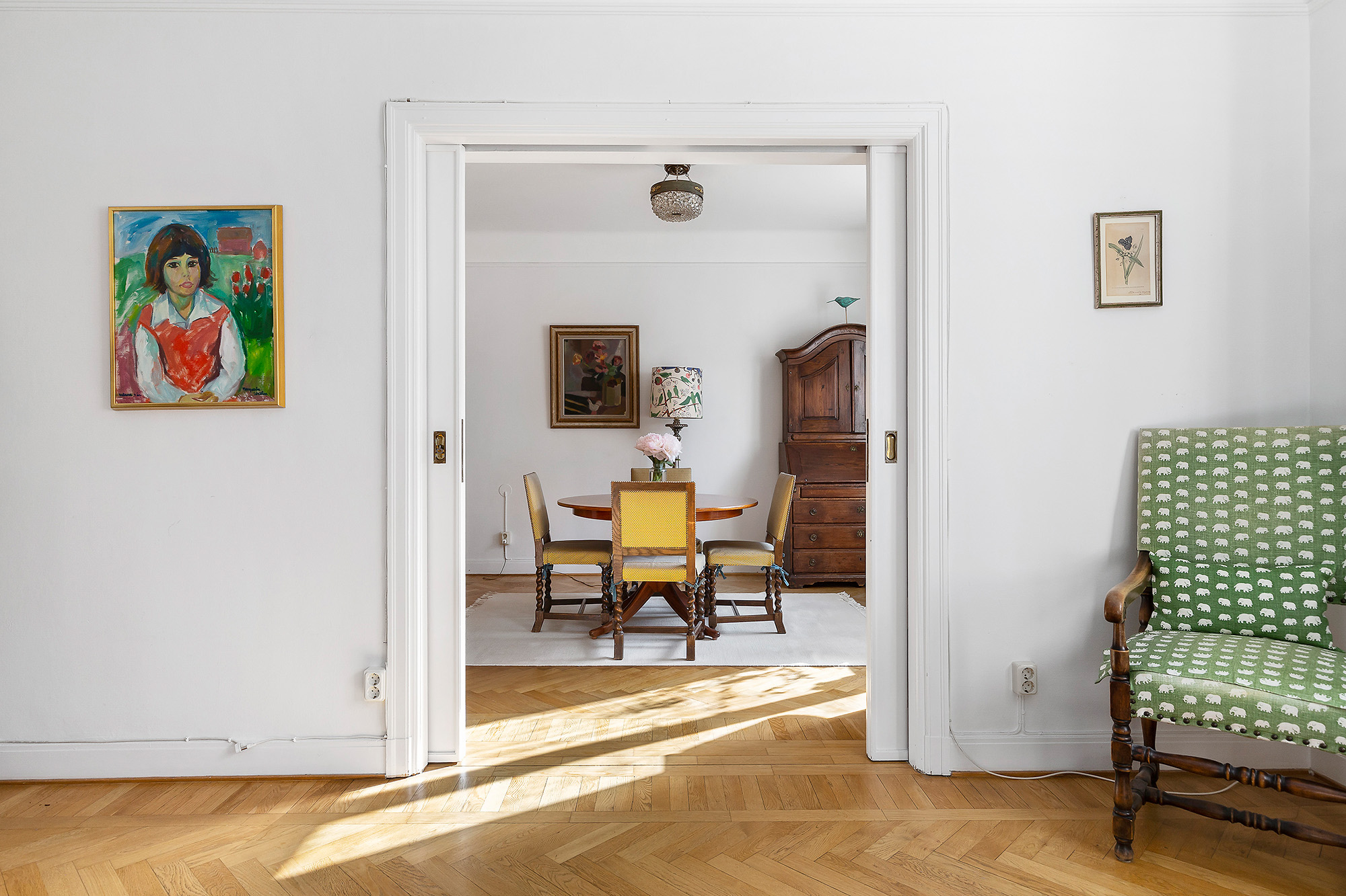 Bostadsbild från Artillerigatan 36, 4tr, Såld i Östermalm, Stockholm