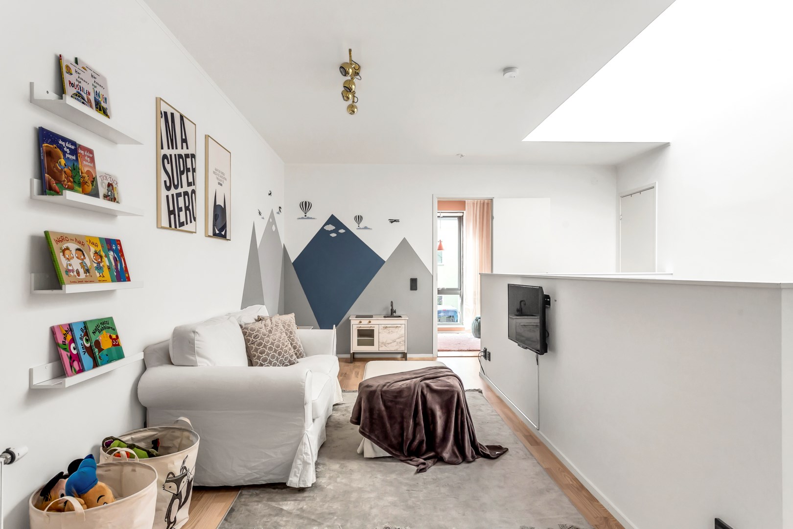 Bostadsbild från Torpsvängen 36, Såld i Lindbacken, Uppsala