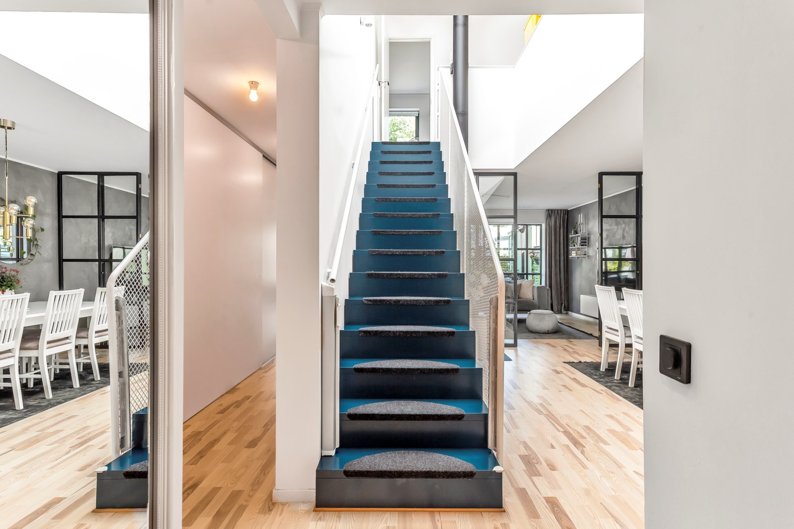 Bostadsbild från Torpsvängen 36, Såld i Lindbacken, Uppsala