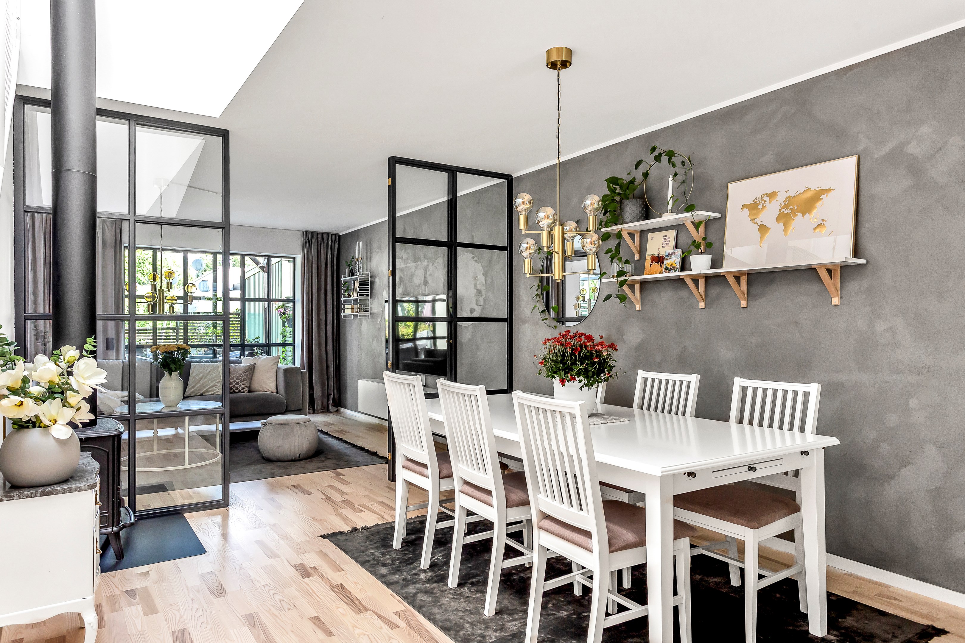 Bostadsbild från Torpsvängen 36, Såld i Lindbacken, Uppsala